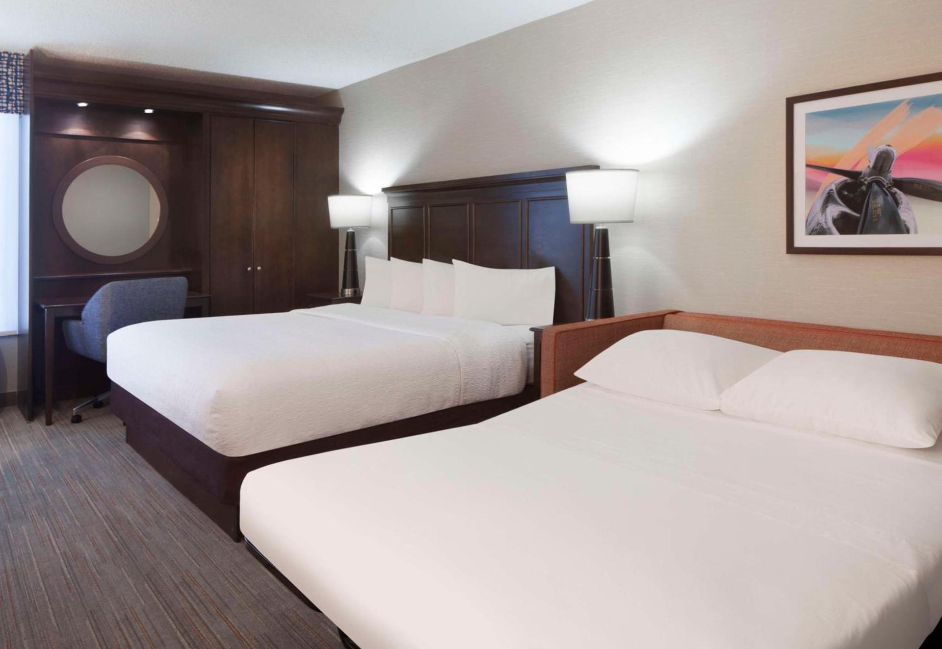 Hampton Inn Evansville photo 14