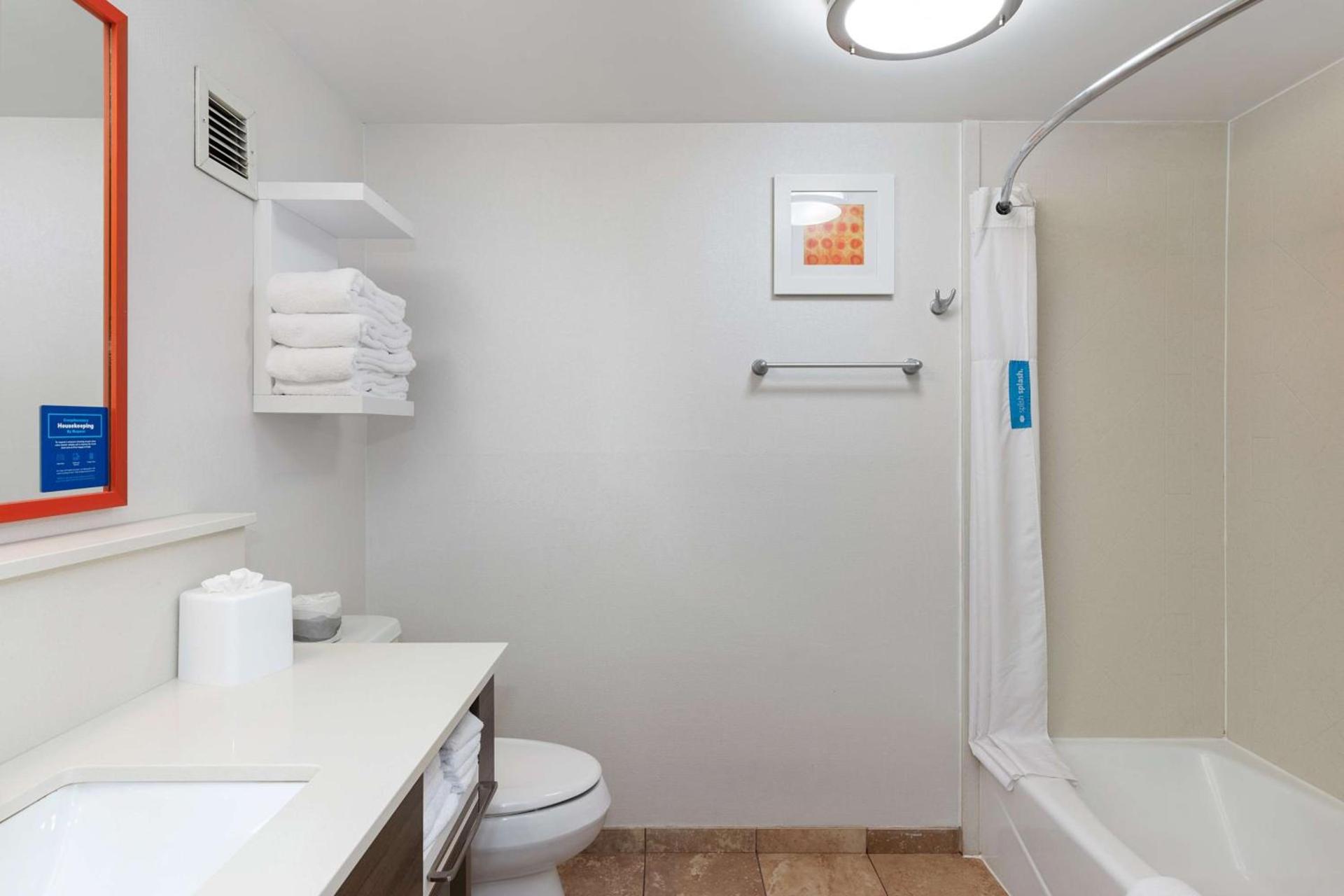 Hampton Inn Rock Hill photo 17