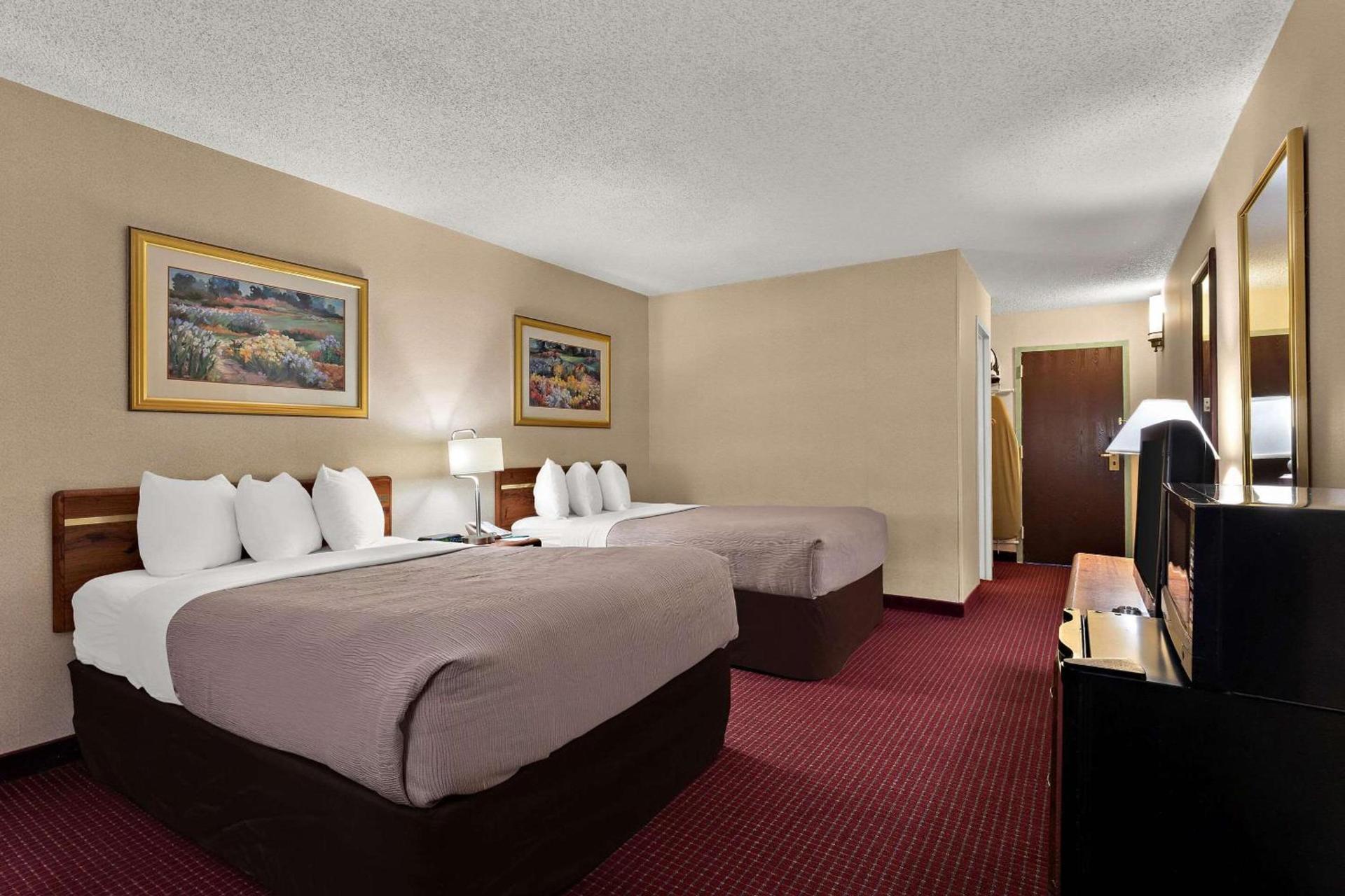 Quality Inn & Suites Craig photo 11