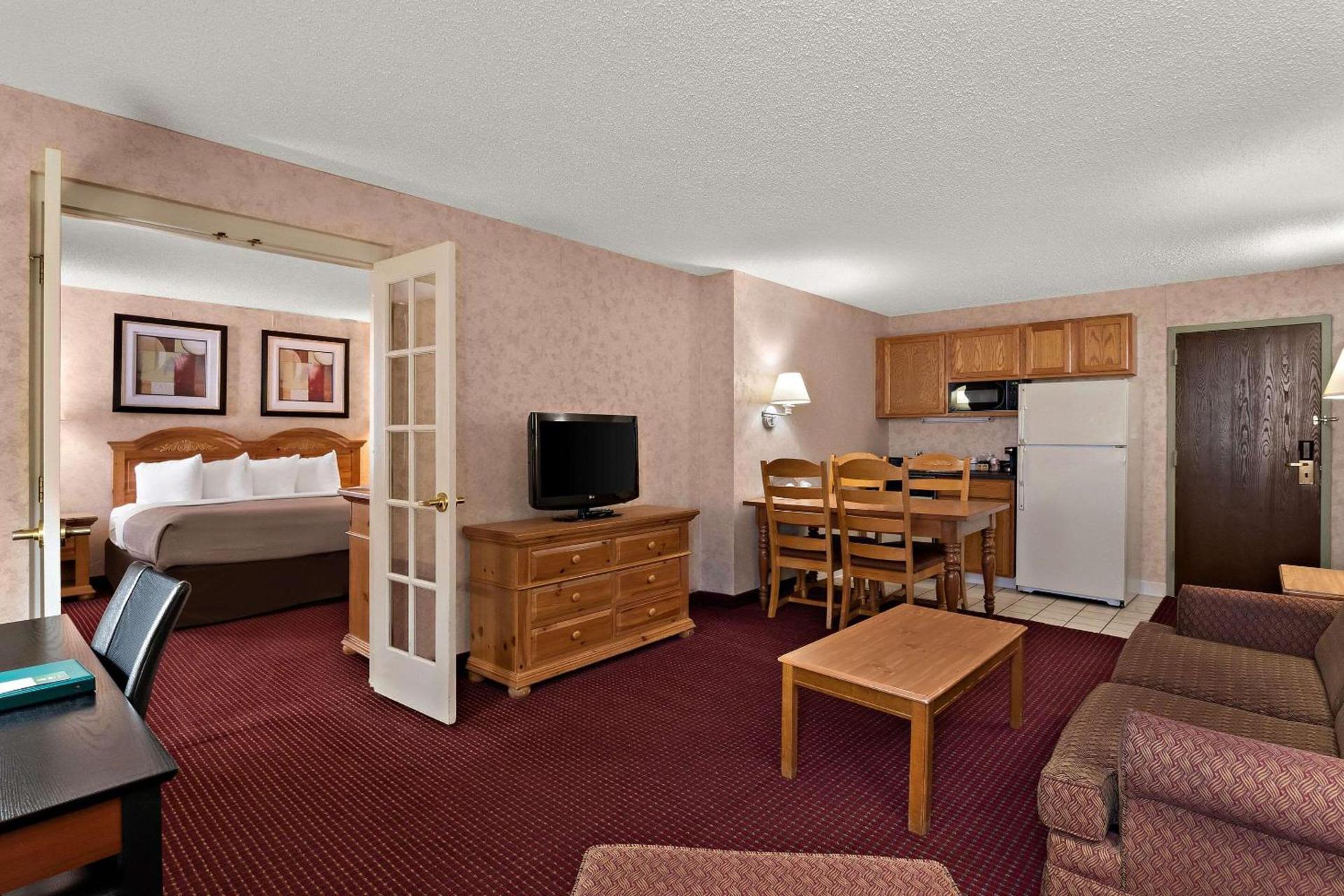 Quality Inn & Suites Craig photo 16