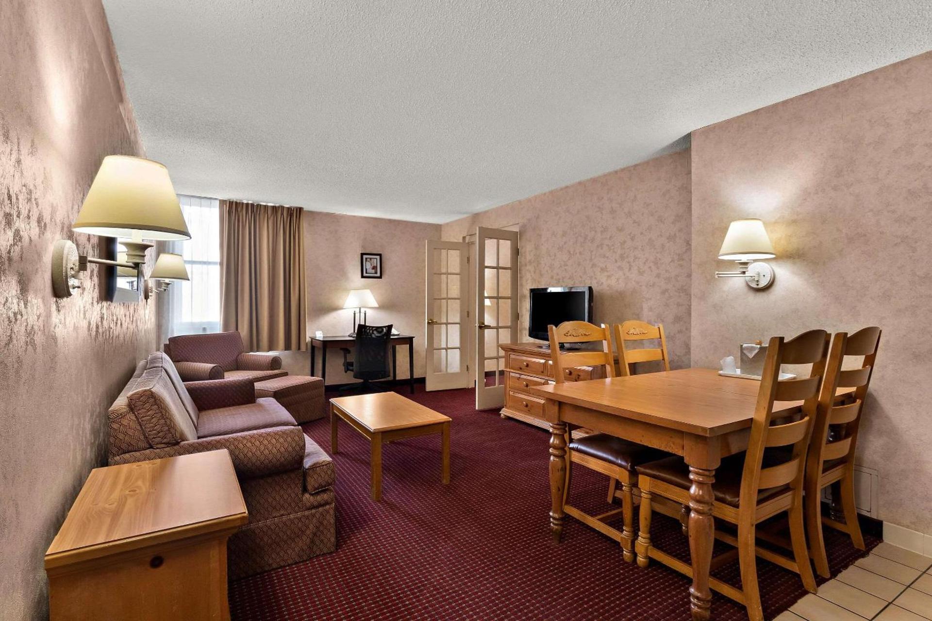 Quality Inn & Suites Craig photo 17