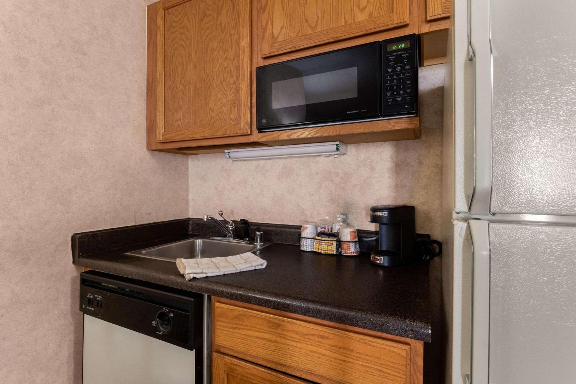 Quality Inn & Suites Craig photo 18