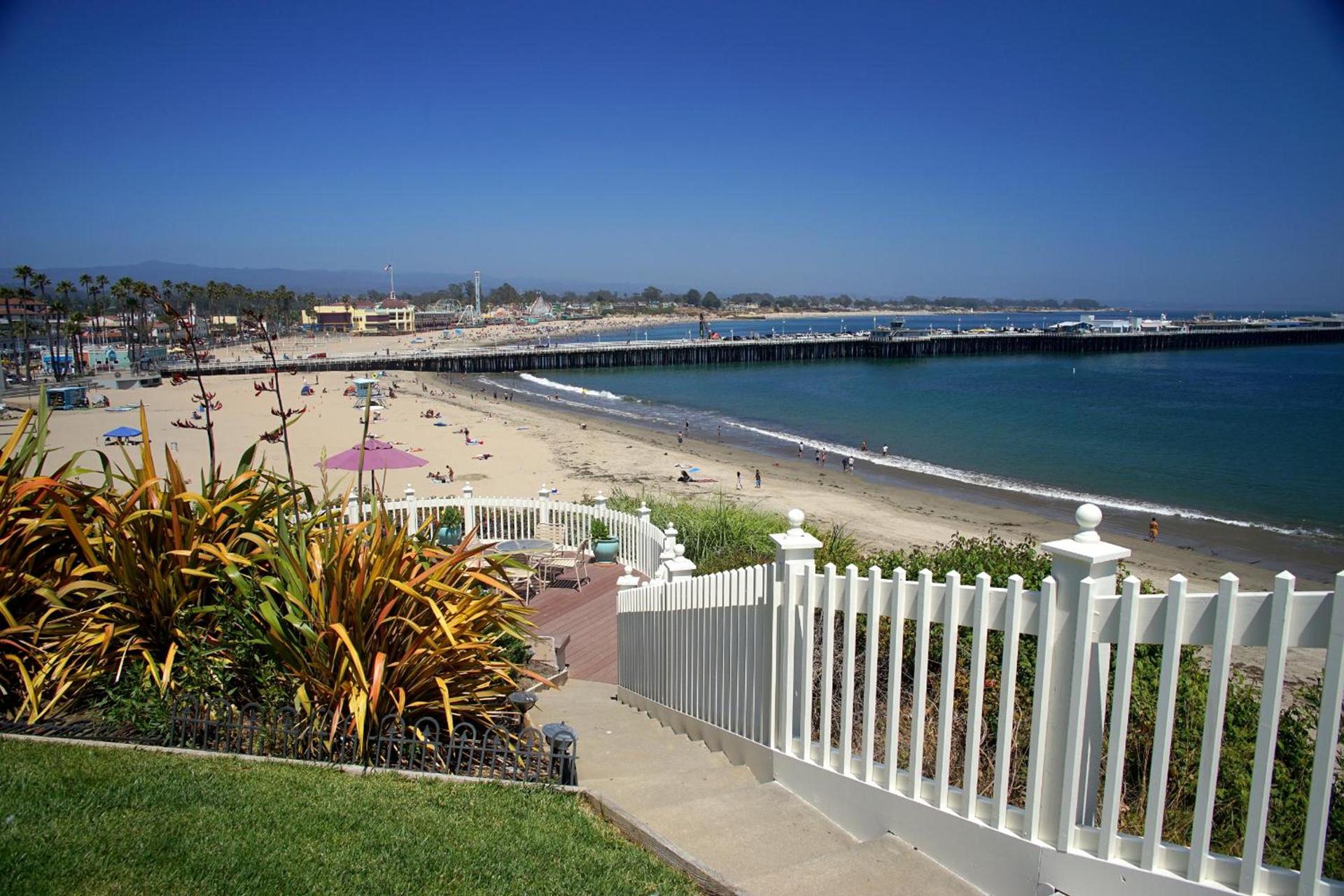 Sea & Sand Inn photo 17