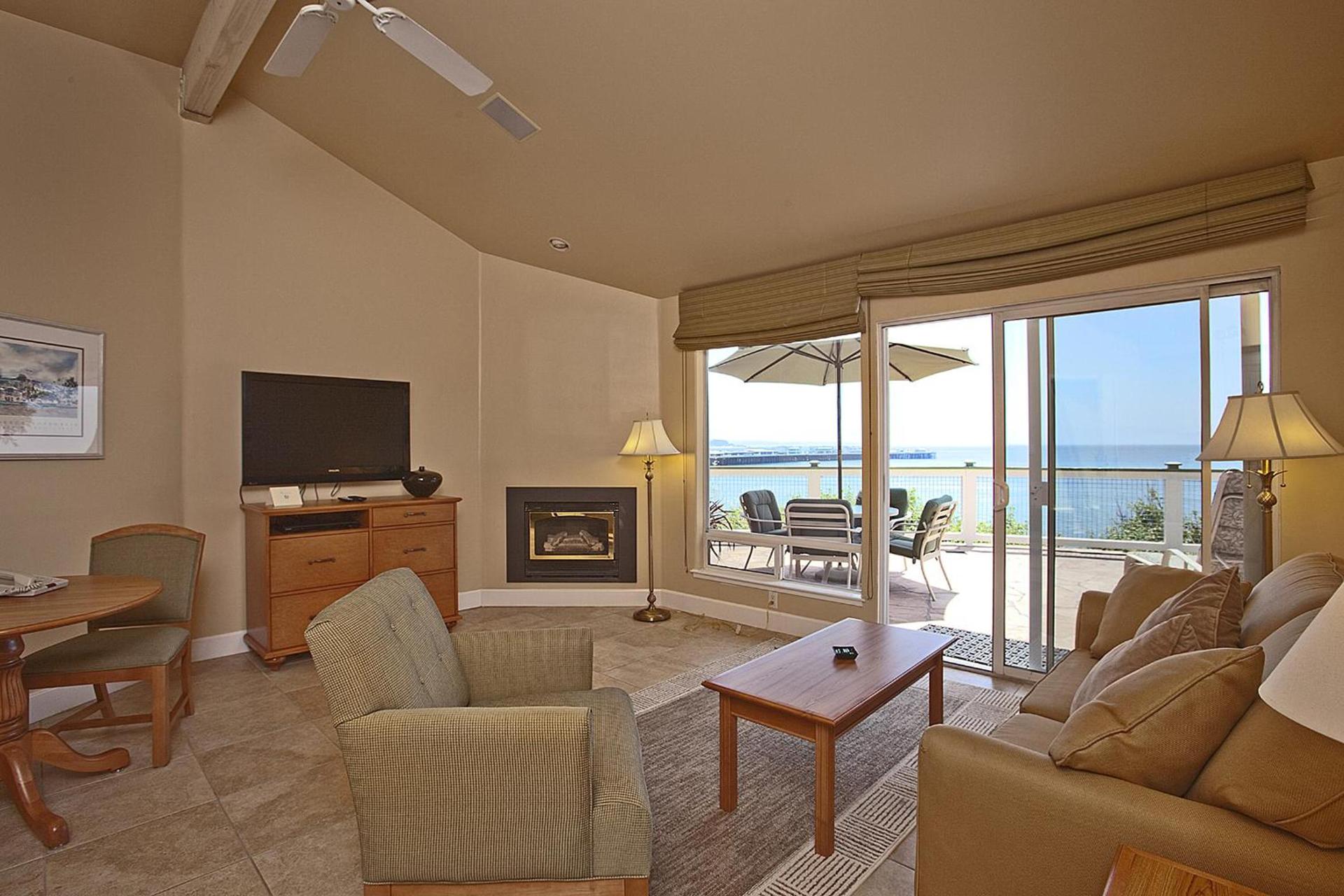 Sea & Sand Inn photo 33