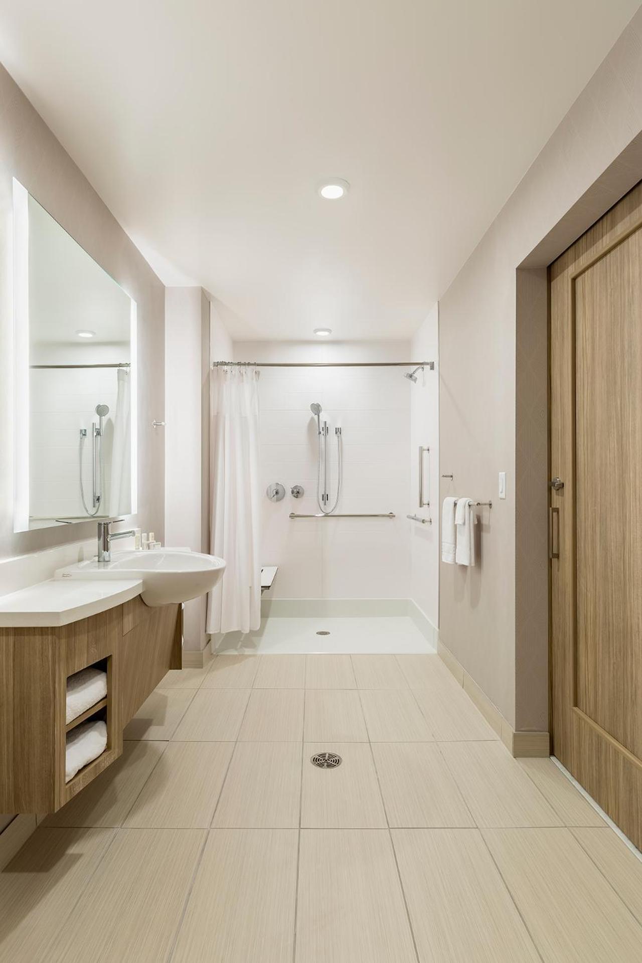 SpringHill Suites St. Paul Downtown photo 6