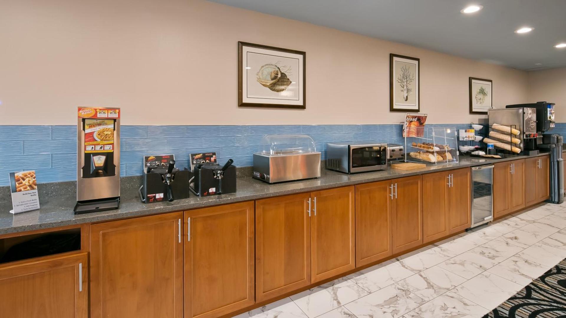 Lighthouse Suites Inn photo 33