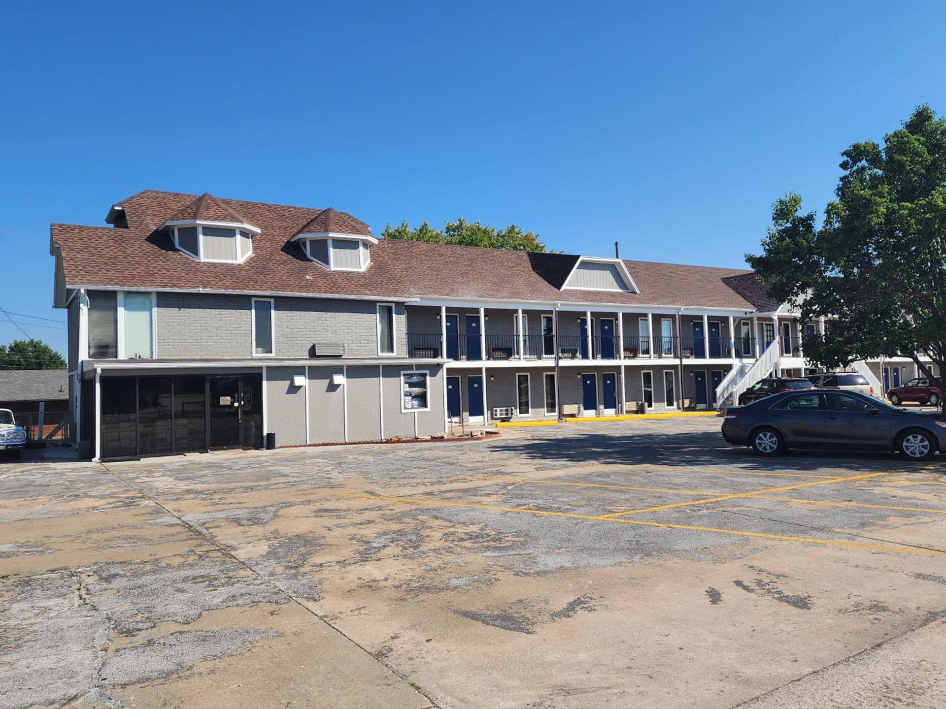 Rodeway Inn photo 5