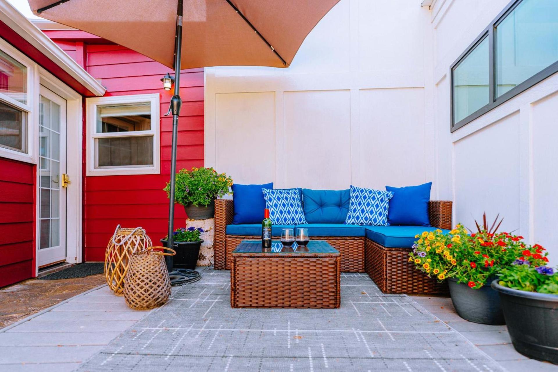 Swank House- Downtown Suite-Pet Friendly photo 1