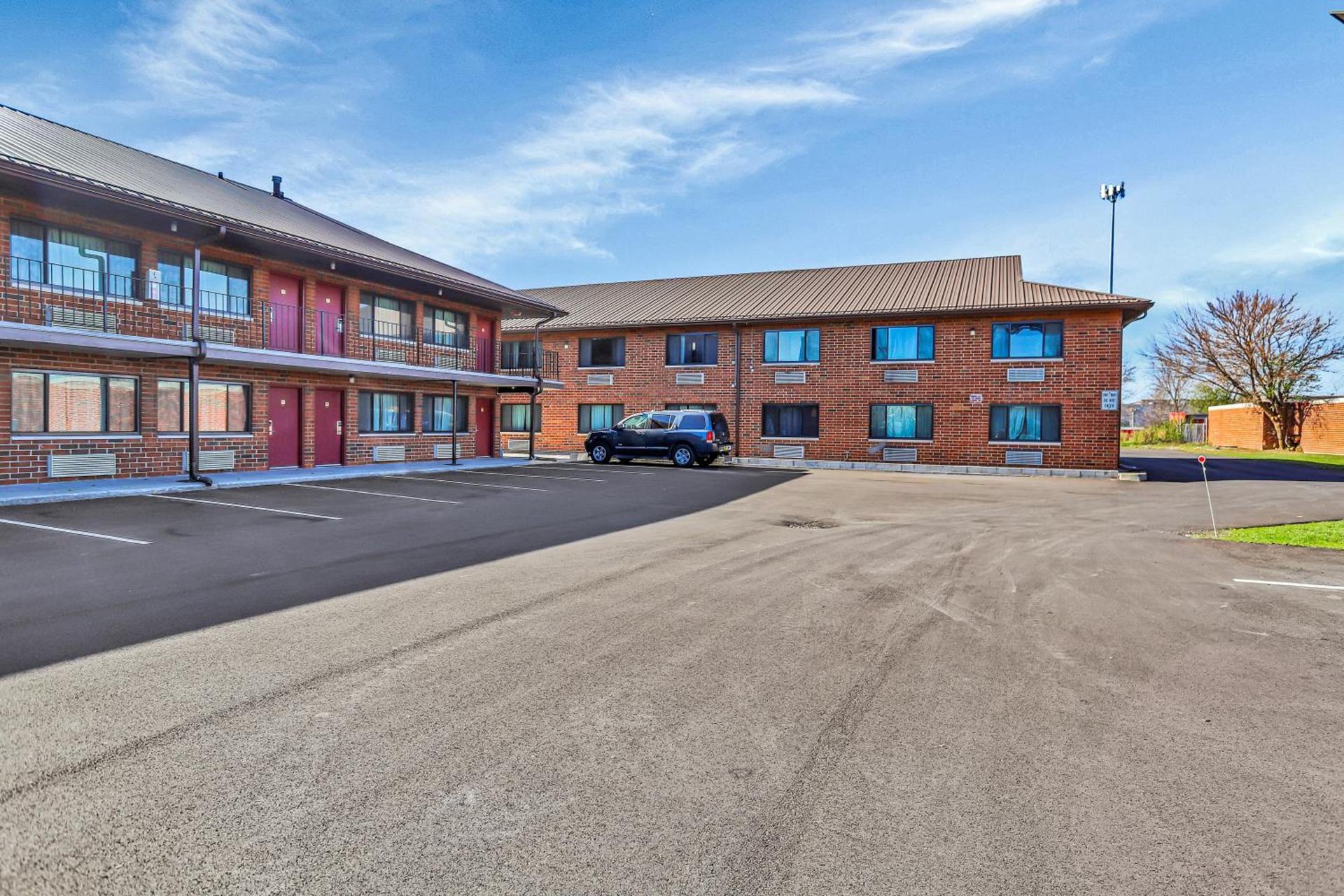 Bridgeview Inn Chicago Area photo 11