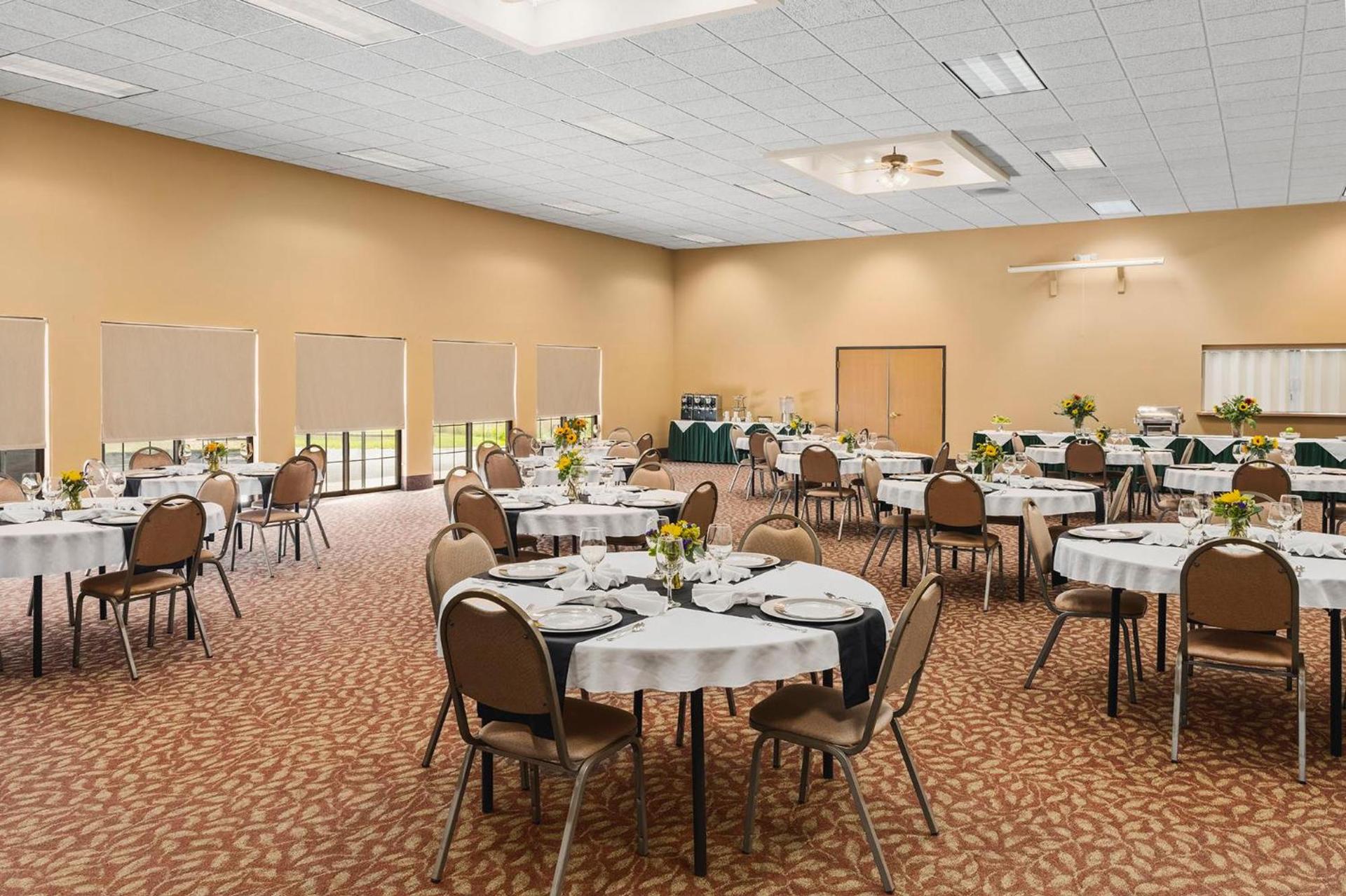 Bitterroot River Inn and Conference Center photo 18