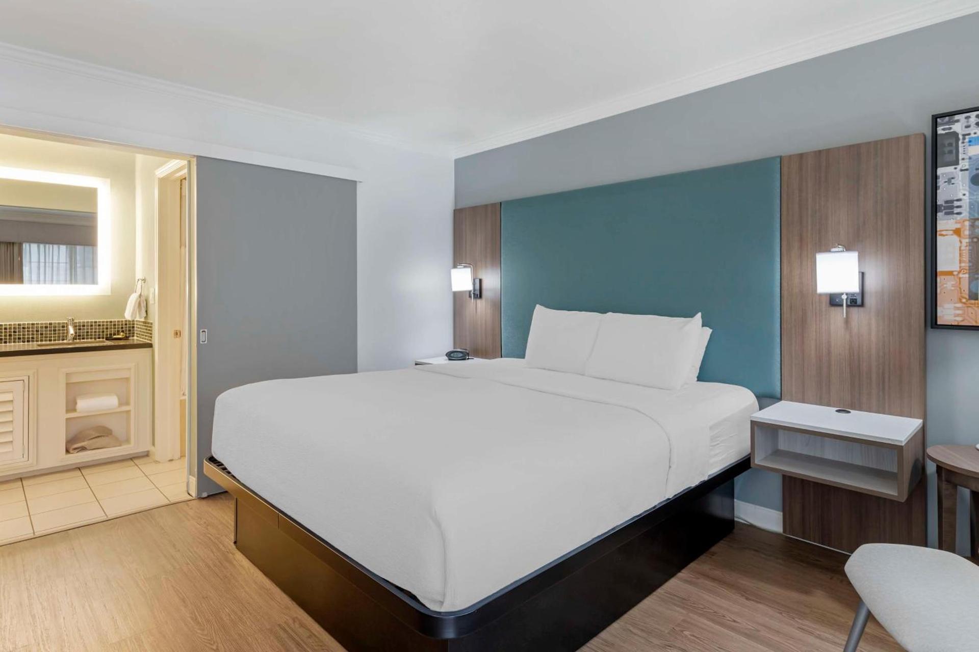 Best Western Plus Riviera photo 13