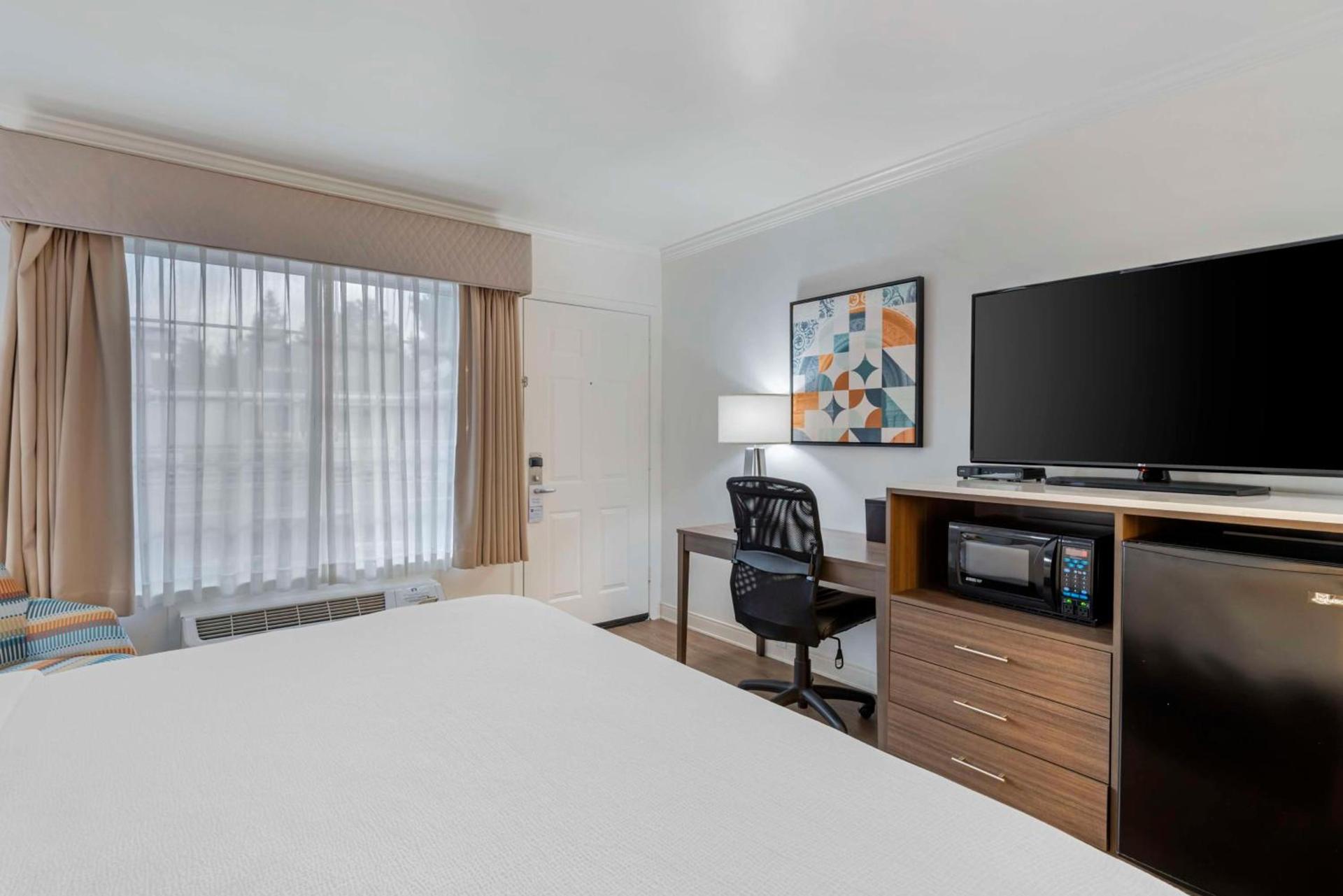 Best Western Plus Riviera photo 21