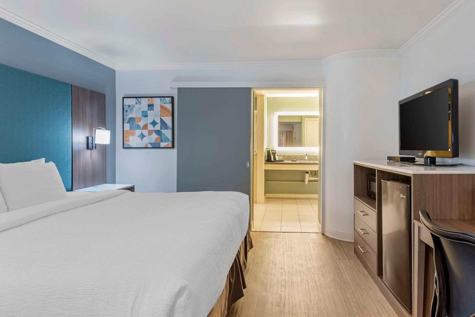 Best Western Plus Riviera photo 25
