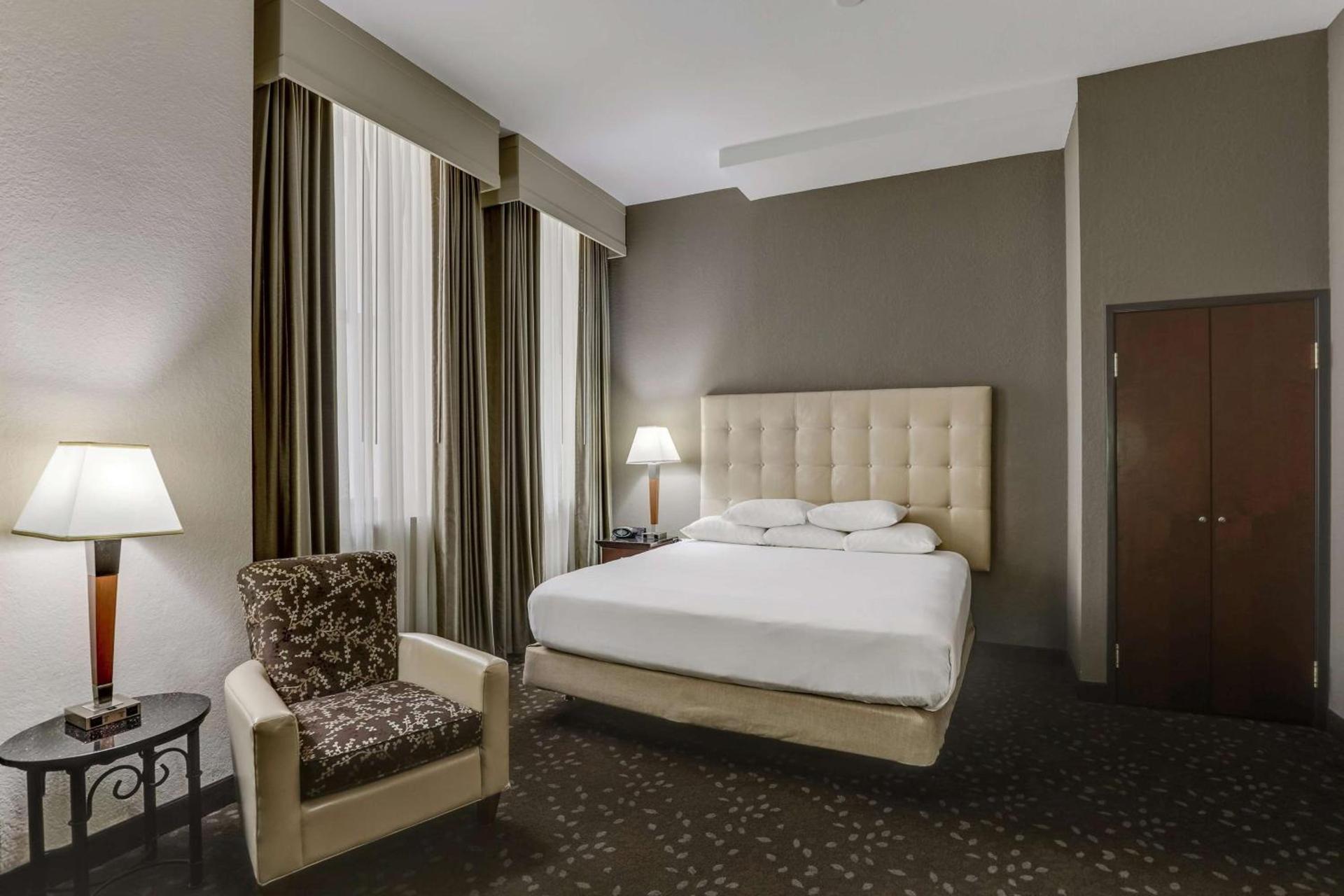 Drury Plaza Hotel New Orleans photo 20