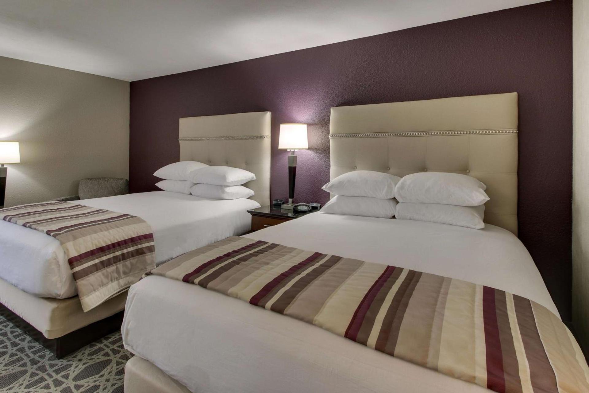 Drury Inn & Suites Poplar Bluff photo 29