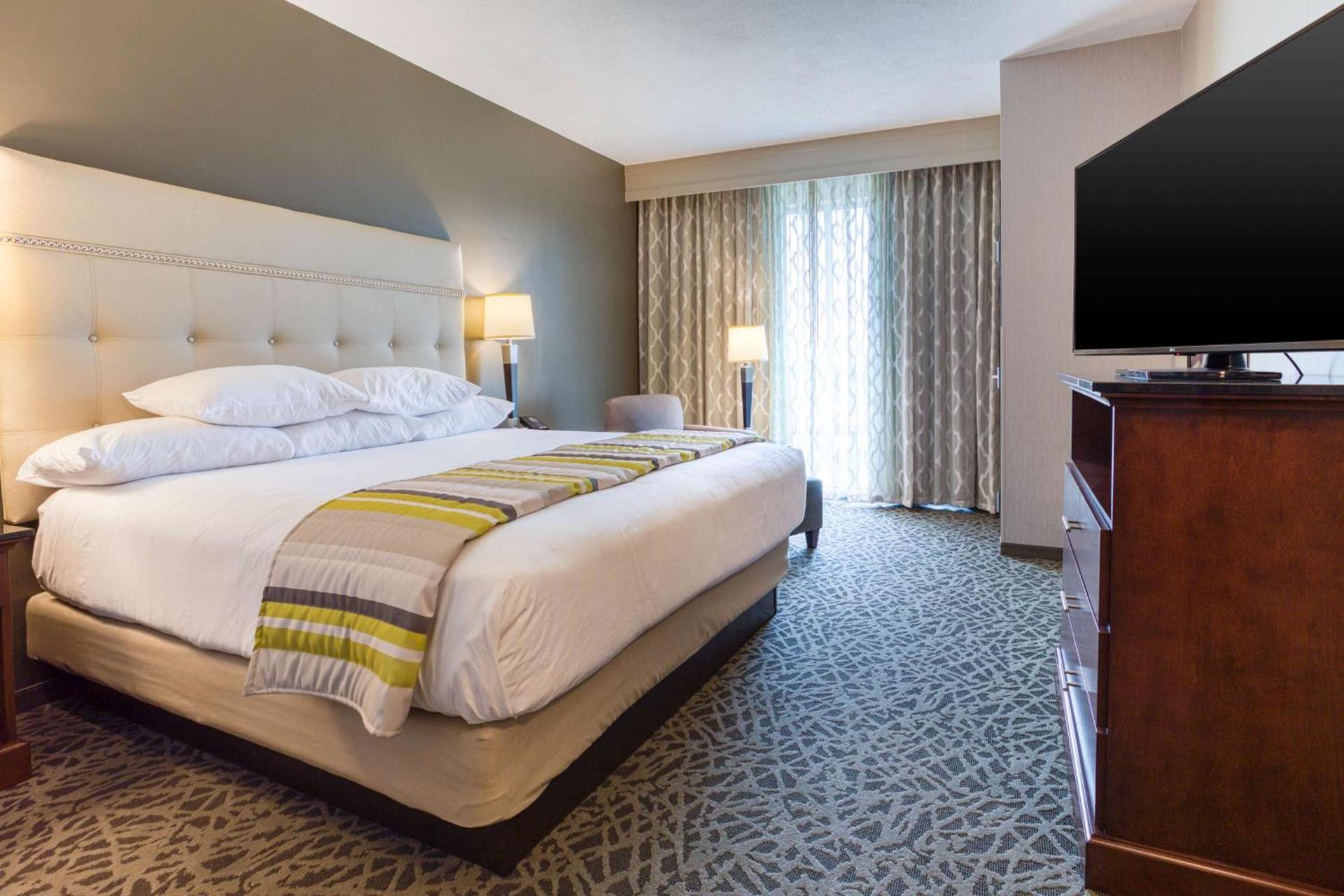 Drury Inn & Suites Cincinnati Northeast Mason photo 10