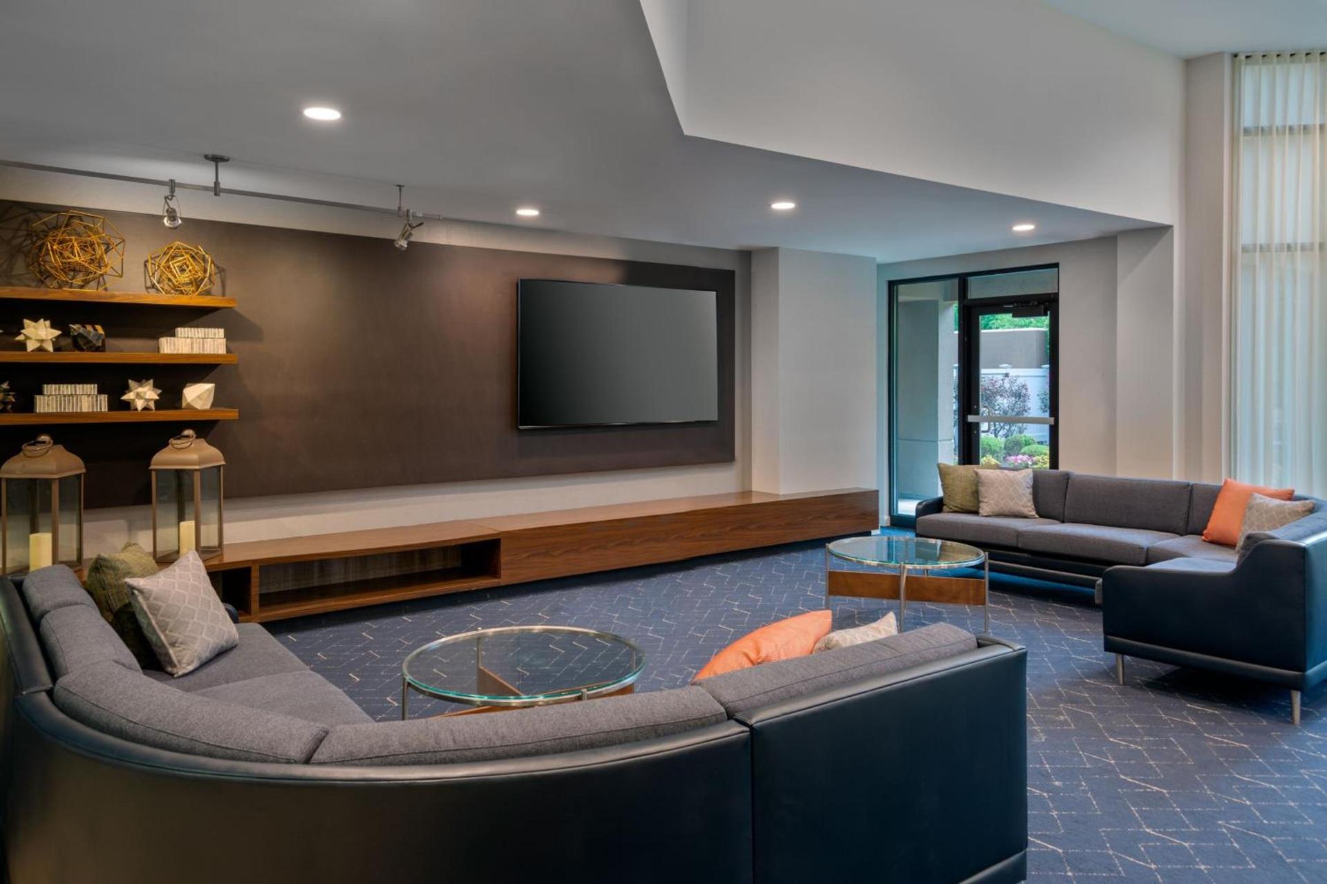 Courtyard by Marriott Danbury photo 13