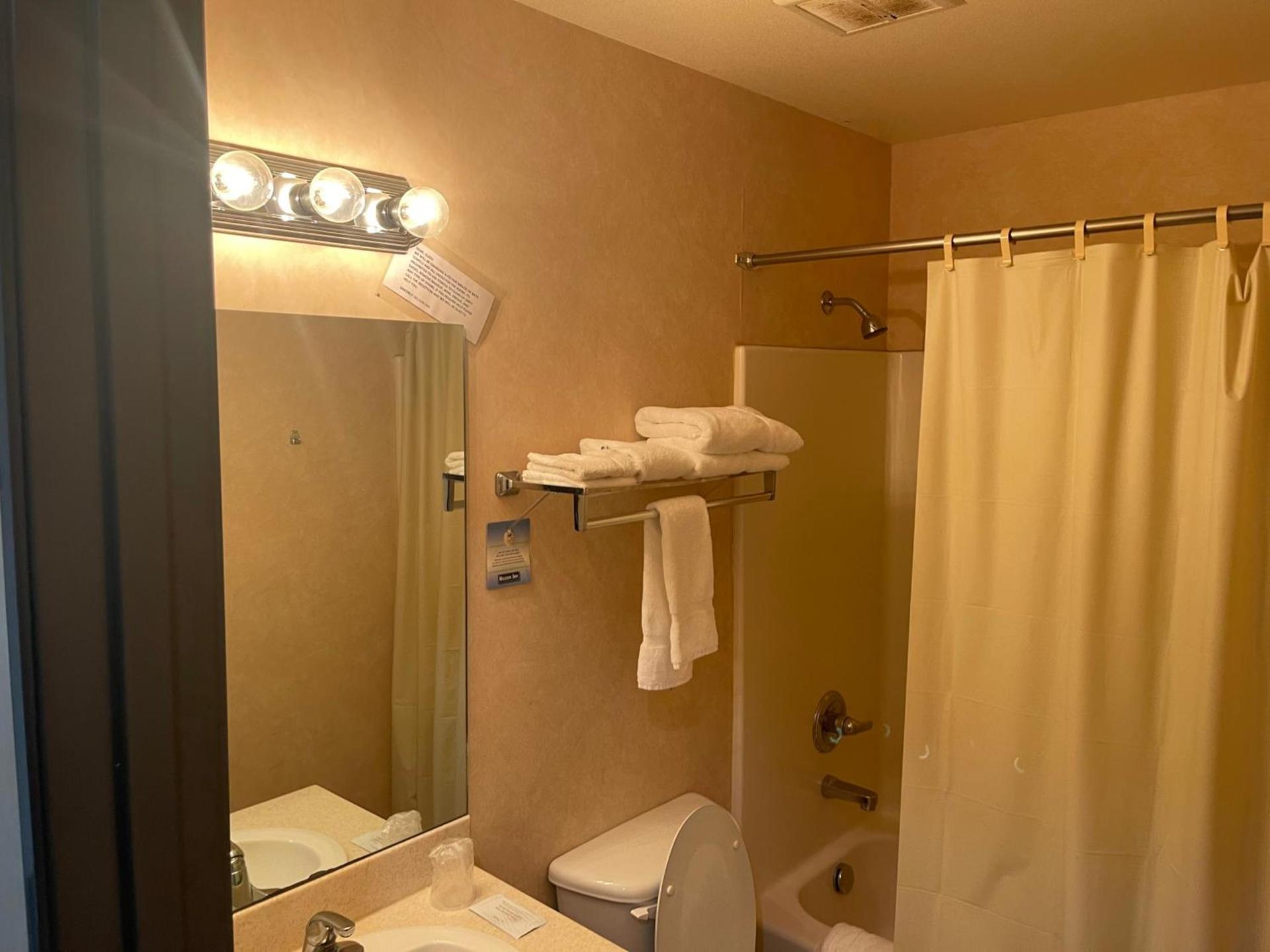 Hotel Yuma photo 35