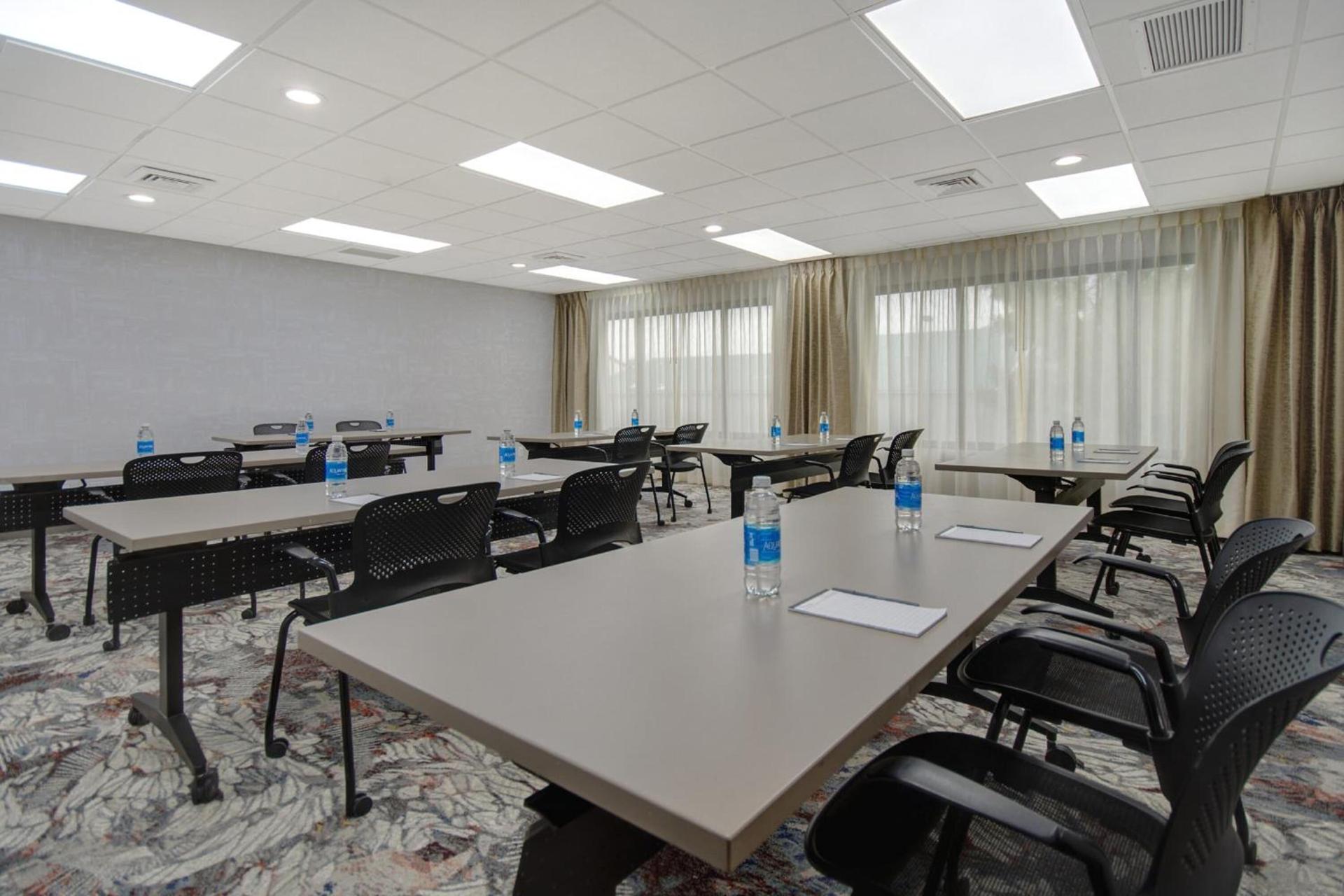 Crowne Plaza Auburn Hills by IHG photo 35