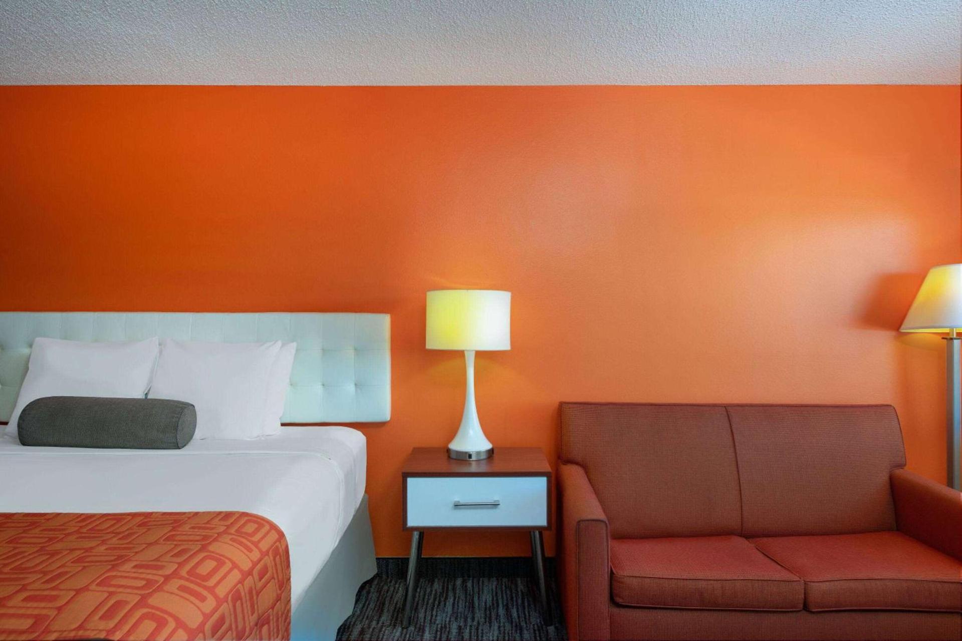 Howard Johnson by Wyndham Vero Beach/I-95 photo 31