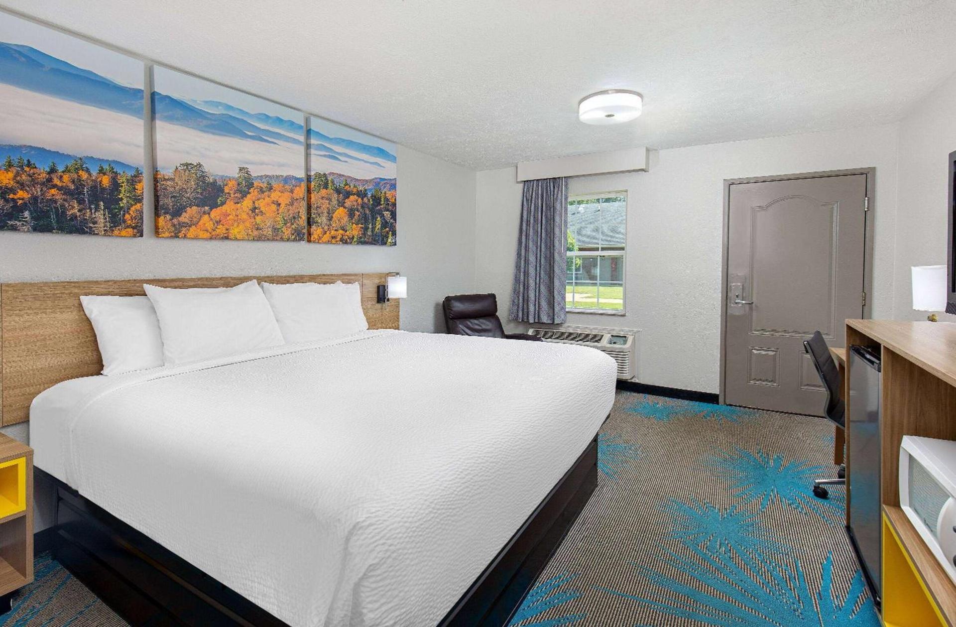 Days Inn by Wyndham Savannah photo 14
