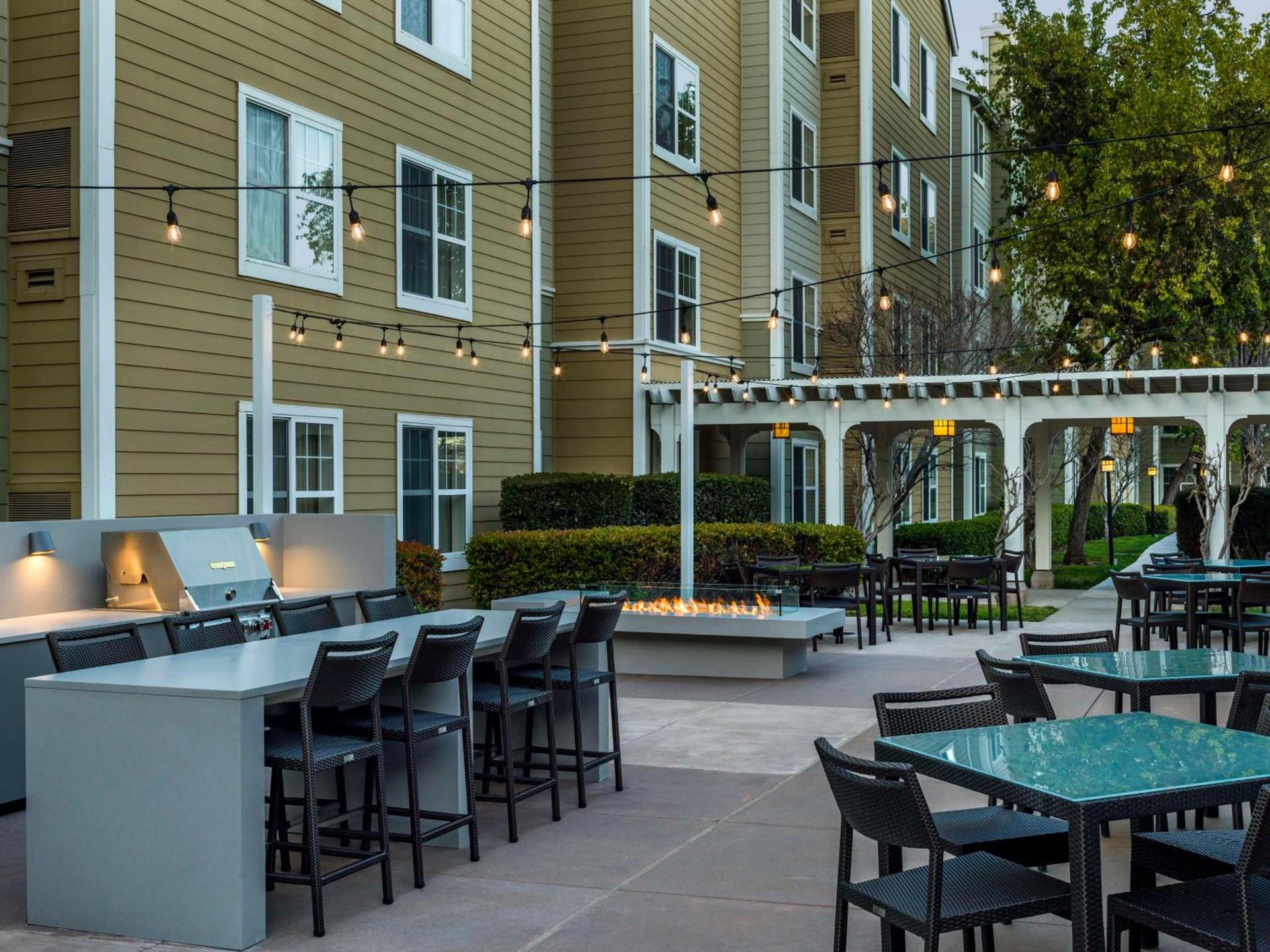 Homewood Suites by Hilton Newark Fremont photo 5