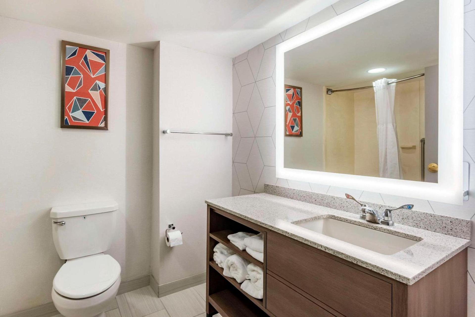 Comfort Suites Ocean City West photo 8