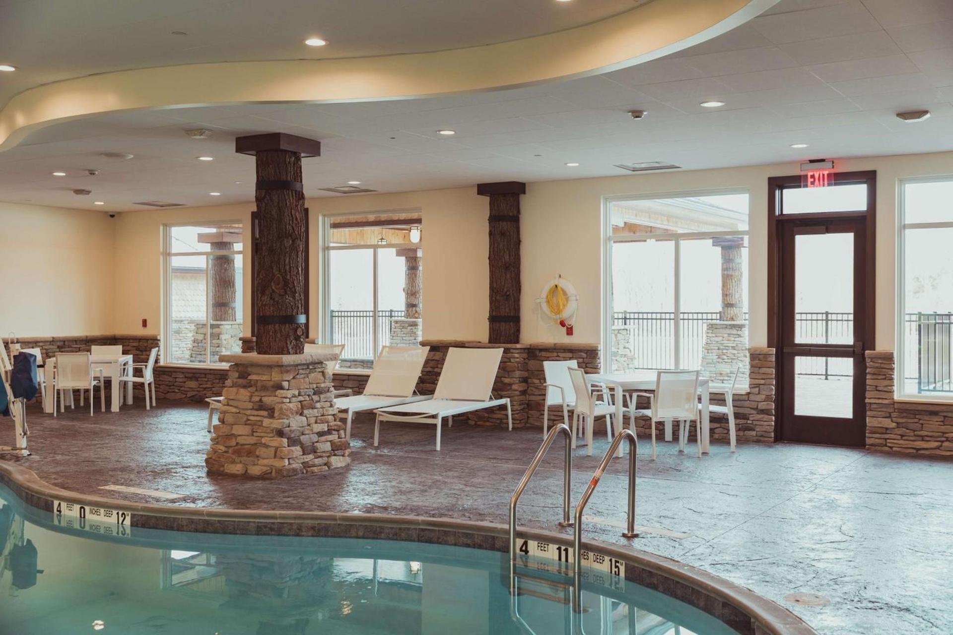 Tailwater Lodge Altmar, Tapestry Collection By Hilton photo 12