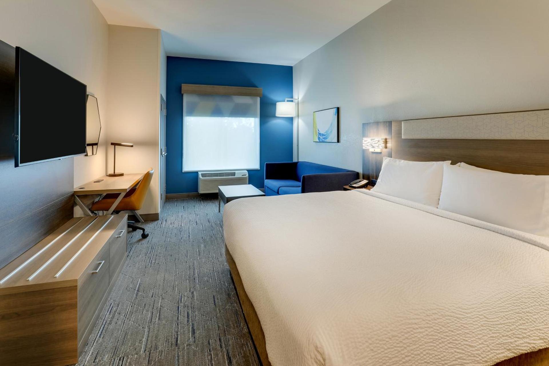 Holiday Inn Express Leland - Wilmington Area by IHG photo 10