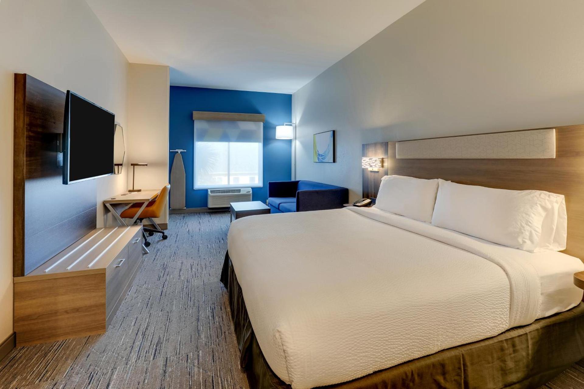 Holiday Inn Express Leland - Wilmington Area by IHG photo 23