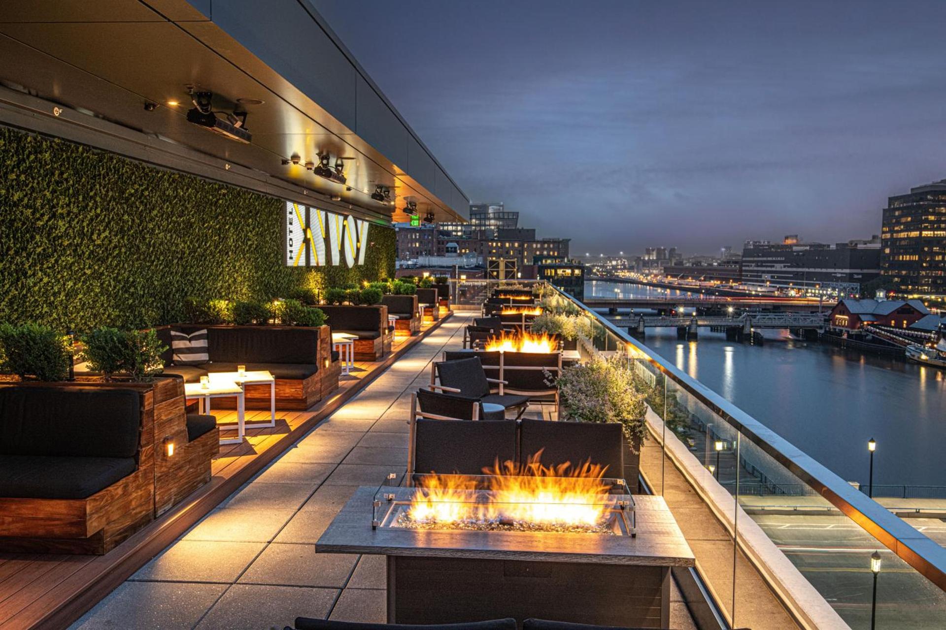 The Envoy Hotel, Autograph Collection photo 2