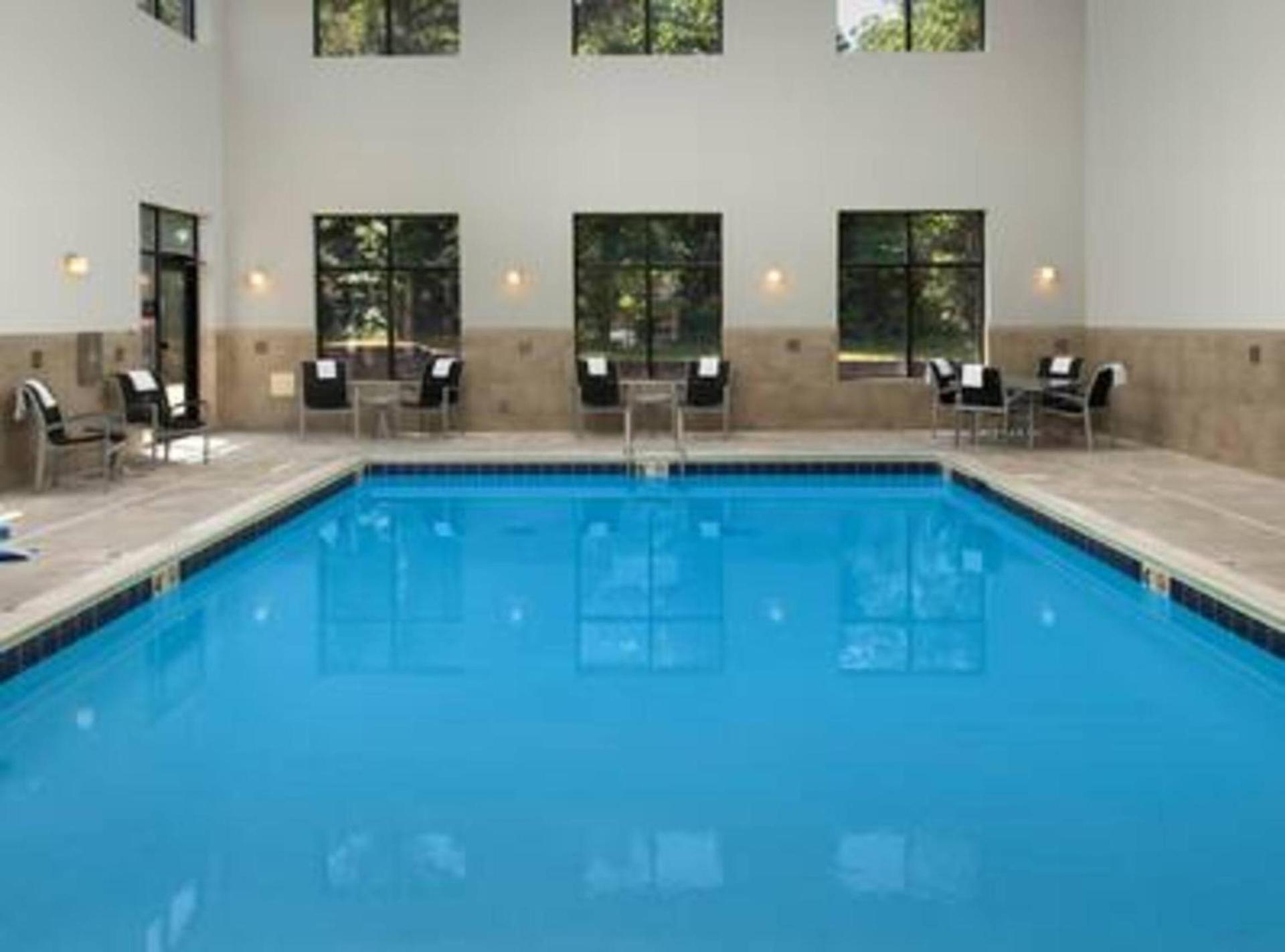Hampton Inn & Suites Tupelo/Barnes Crossing photo 32