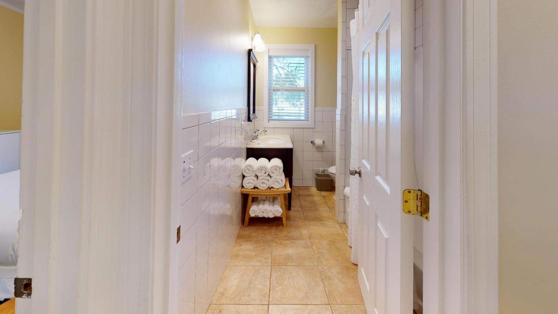 Breezeway Boutique Hotel photo 82