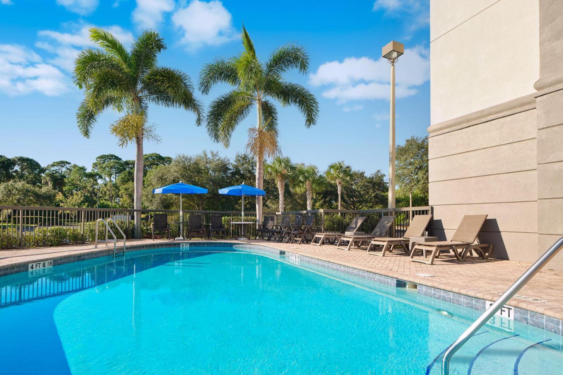 Hampton Inn Melbourne-Viera photo 12