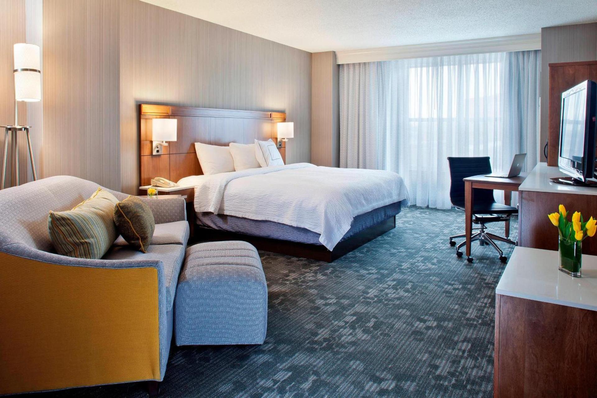 Courtyard by Marriott Pueblo photo 24