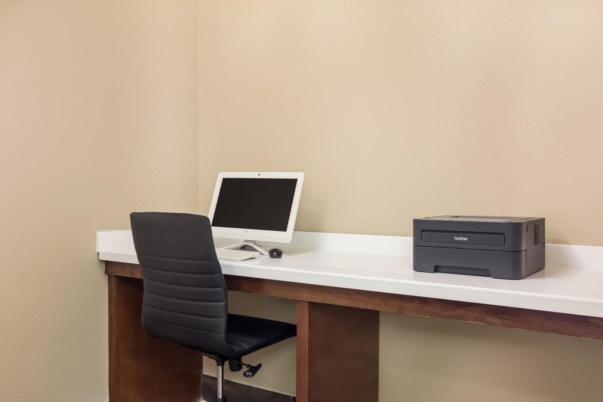 Sleep Inn & Suites North Mobile Saraland photo 53