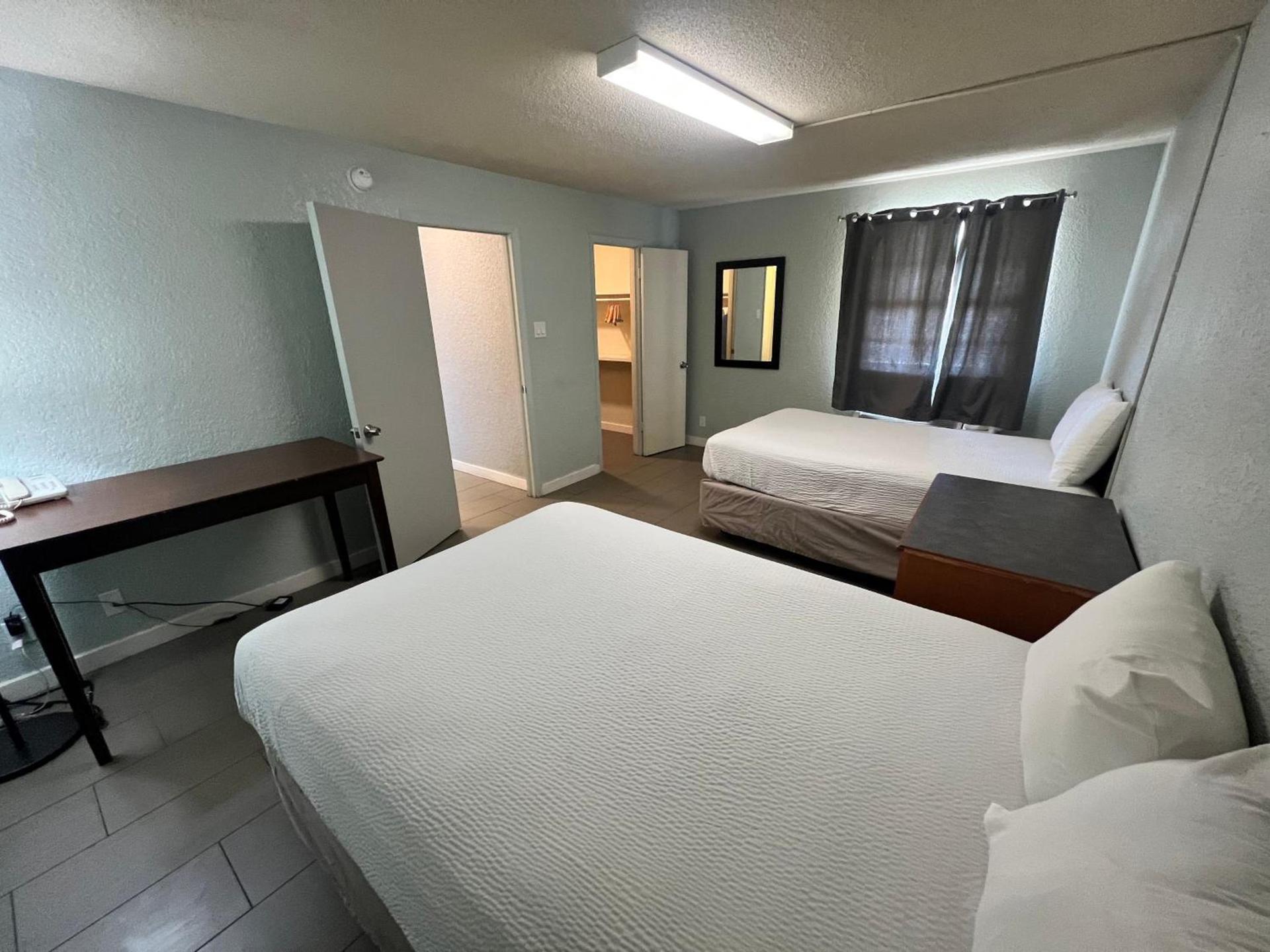 Sulphur Extended Stay photo 40
