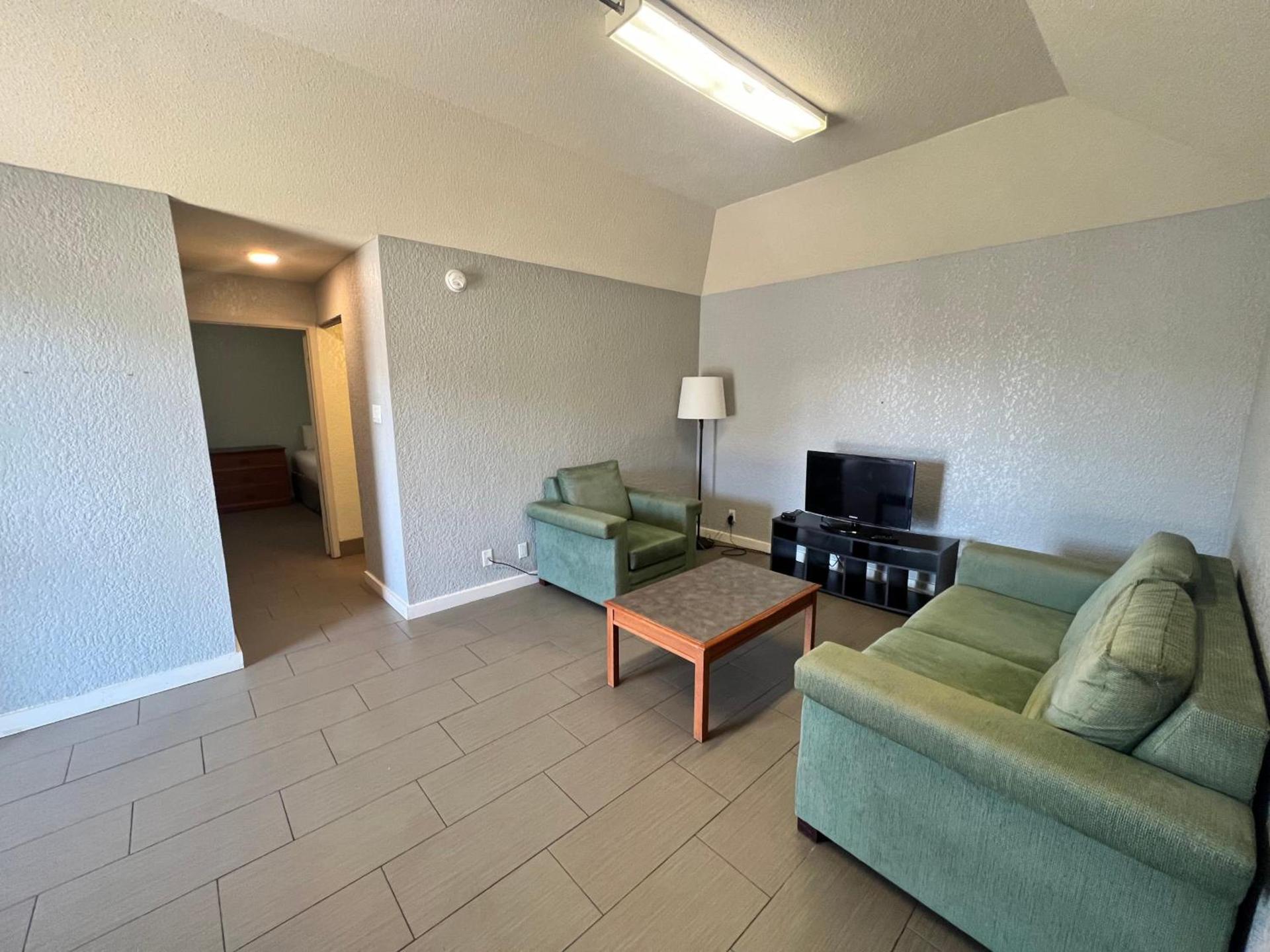 Sulphur Extended Stay photo 35
