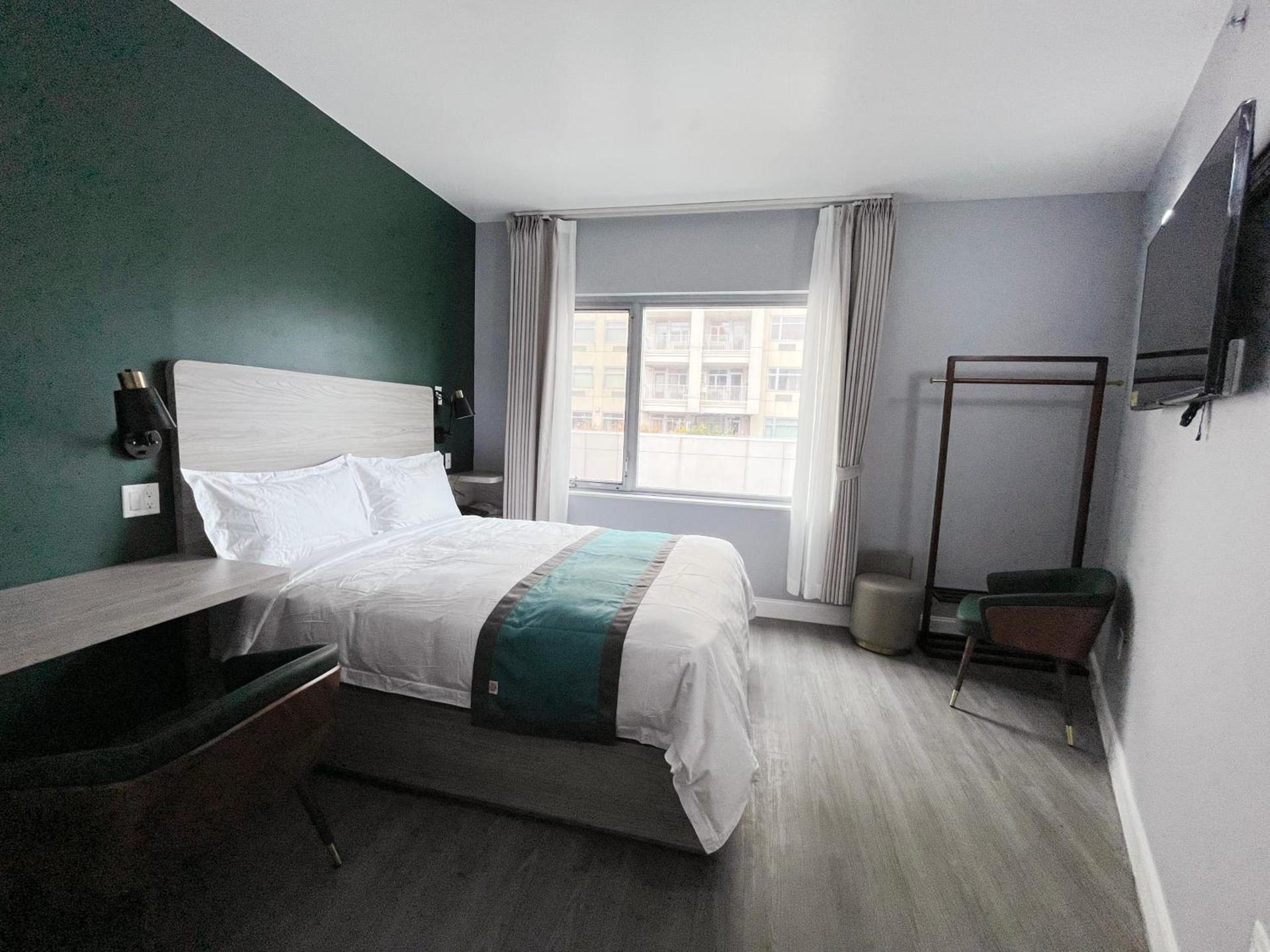 Starlight Hotel Near LGA Airport photo 12
