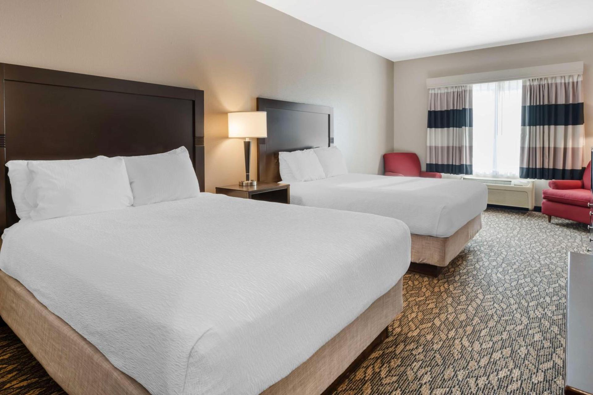 Best Western Wheatland Inn photo 10