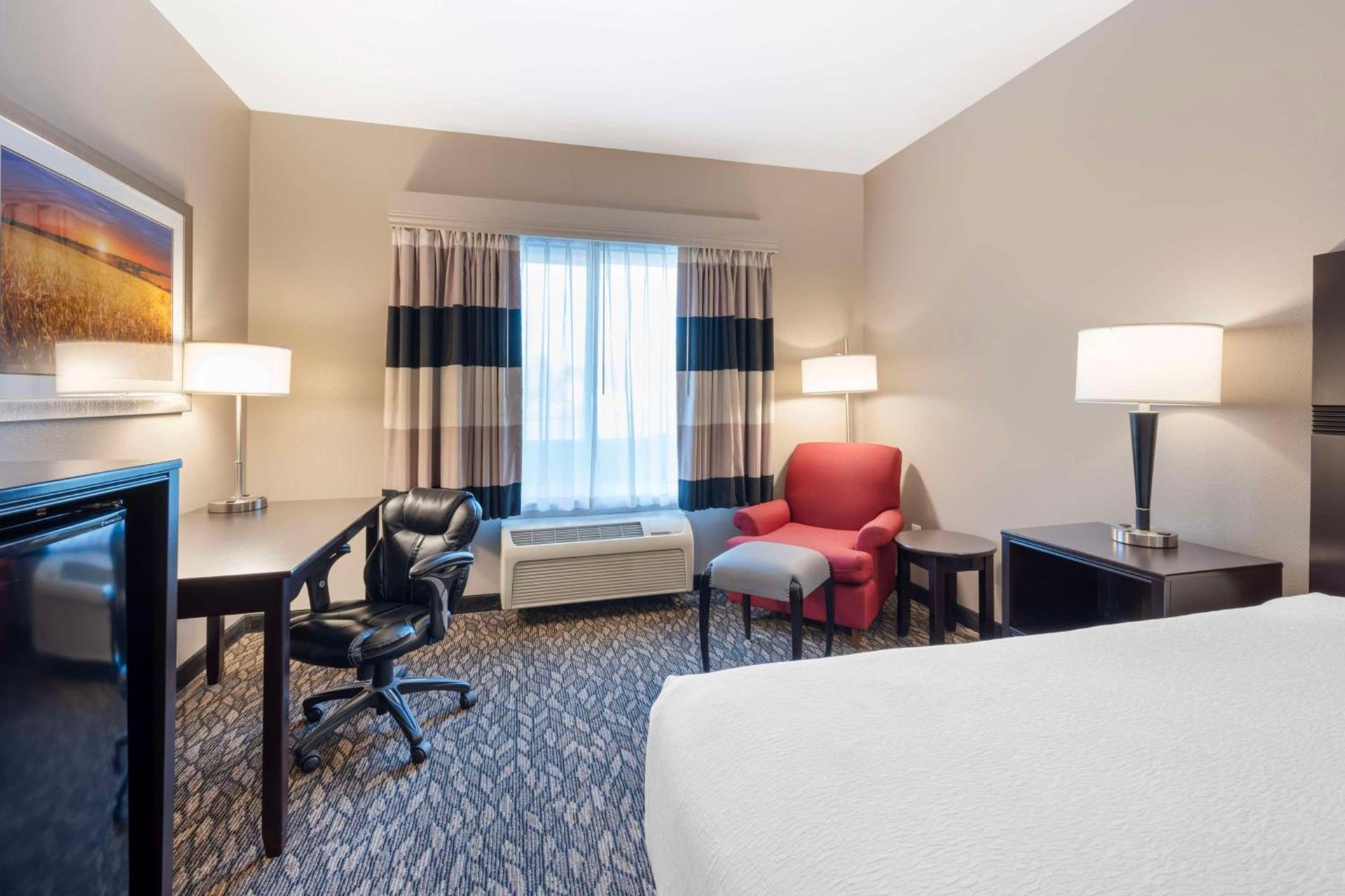 Best Western Wheatland Inn photo 13