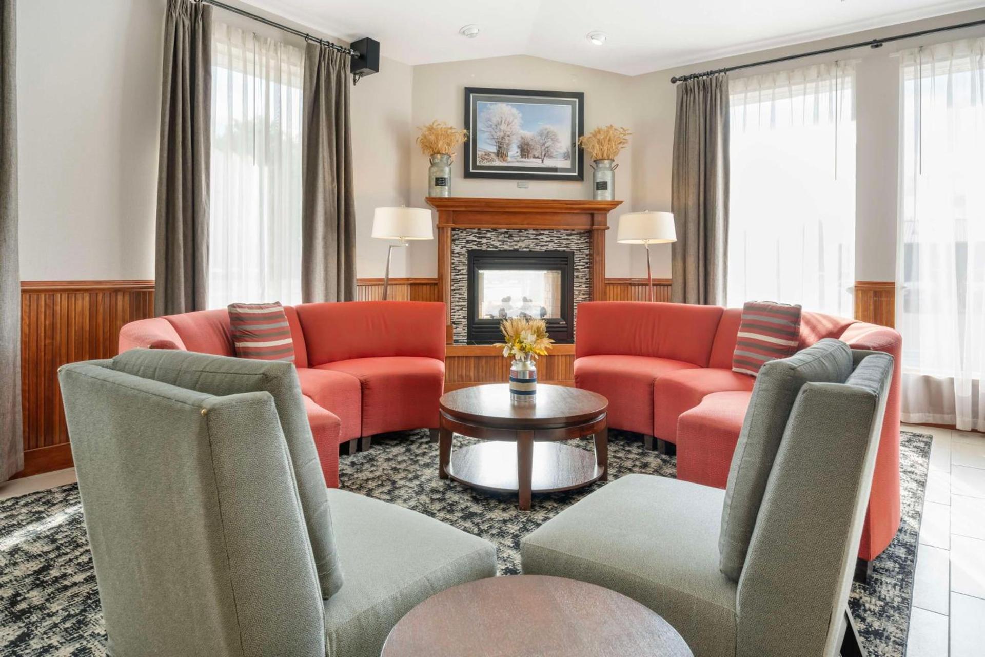 Best Western Wheatland Inn photo 24
