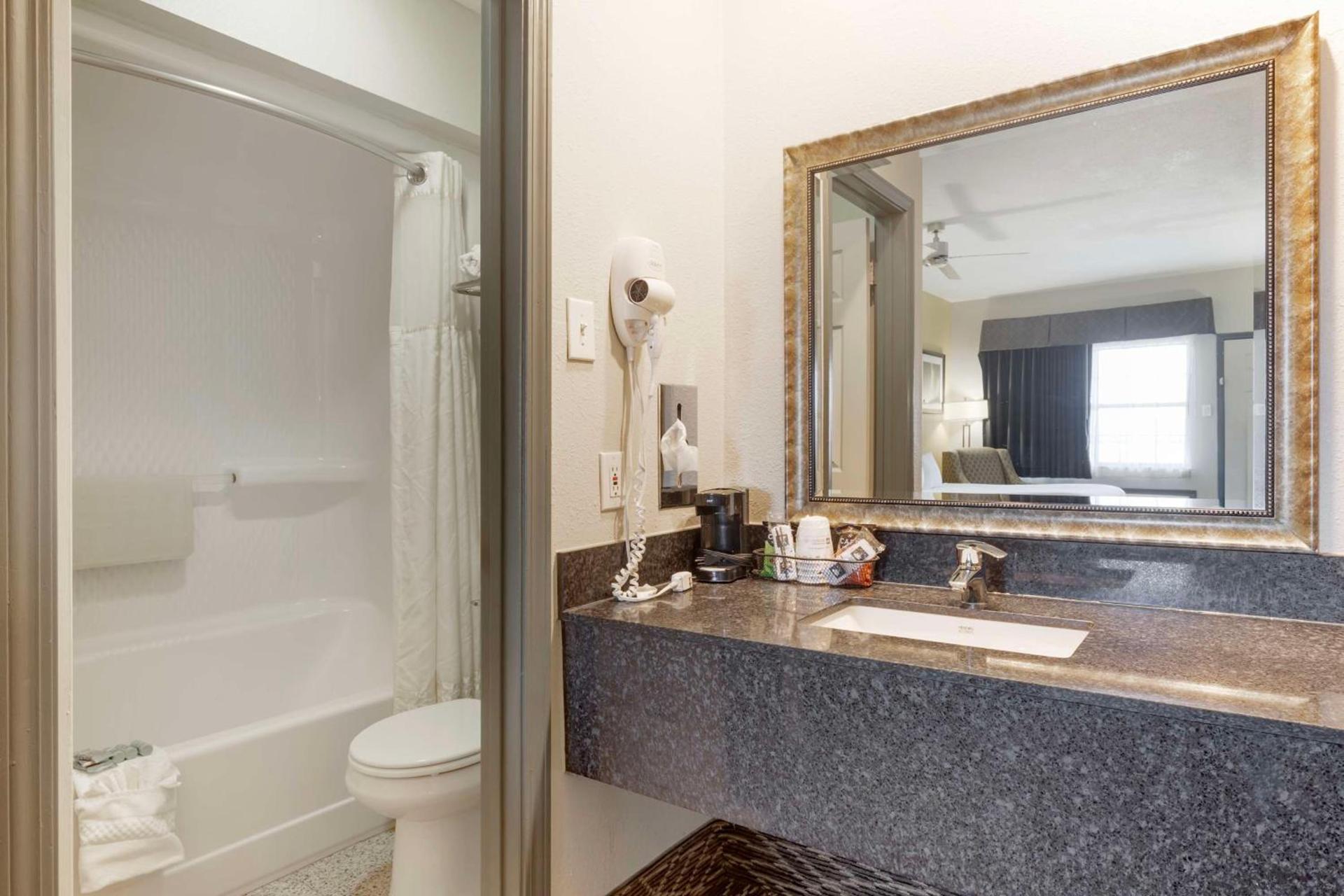Best Western West Monroe Inn photo 31