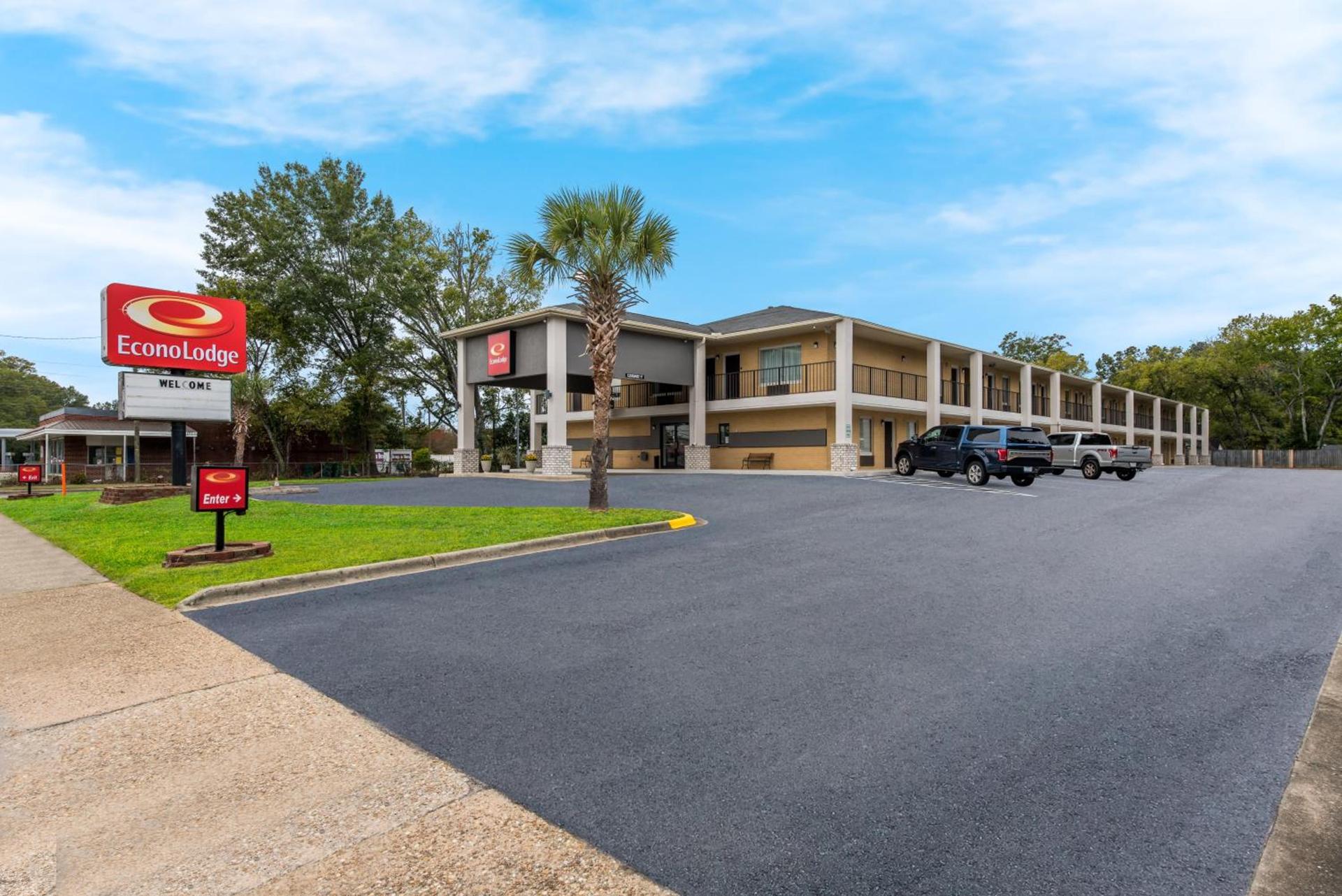 Econo Lodge Cheraw Market Street photo 40