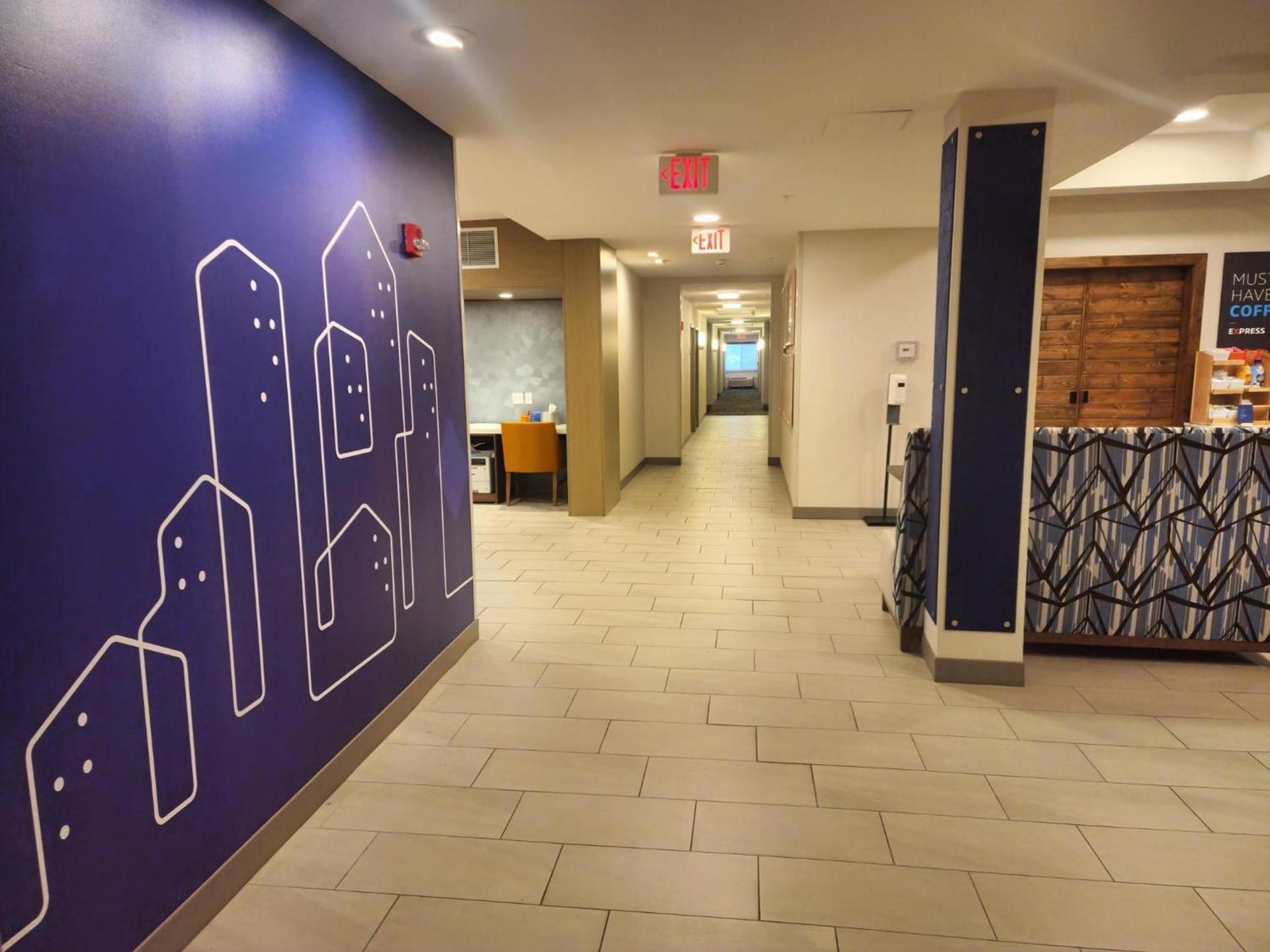 Holiday Inn Express Hotel & Suites Idaho Falls by IHG photo 10