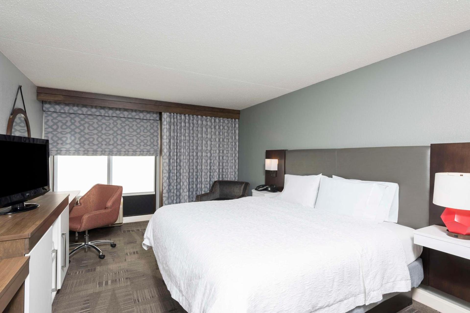 Hampton Inn Cincinnati Airport South photo 23