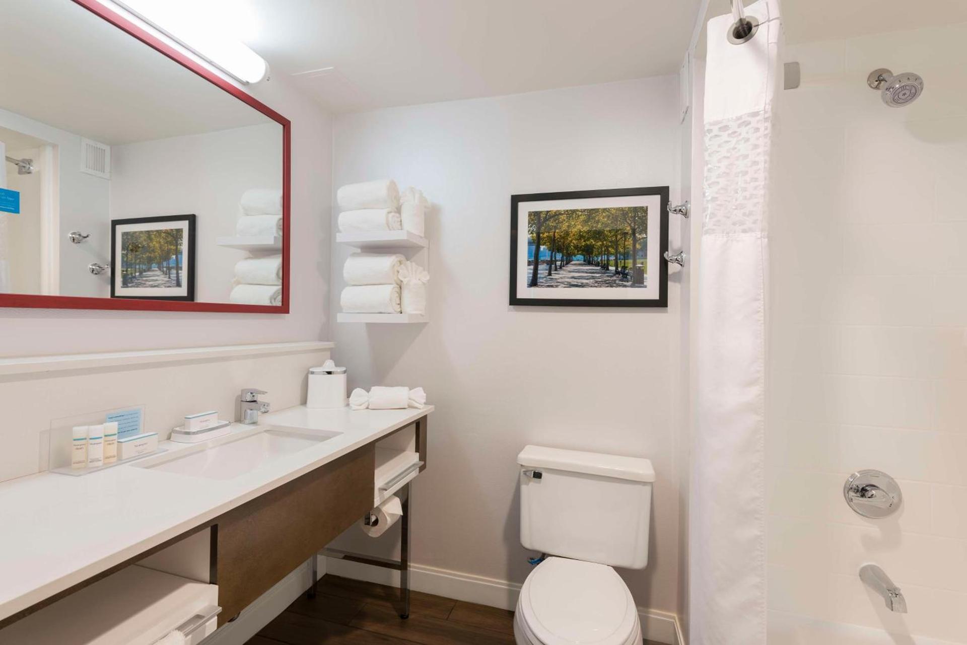 Hampton Inn Cincinnati Airport South photo 24