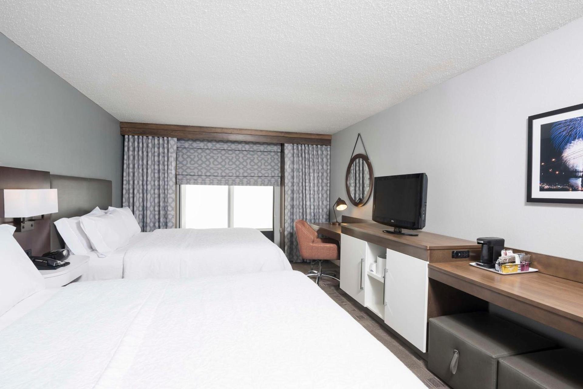 Hampton Inn Cincinnati Airport South photo 29