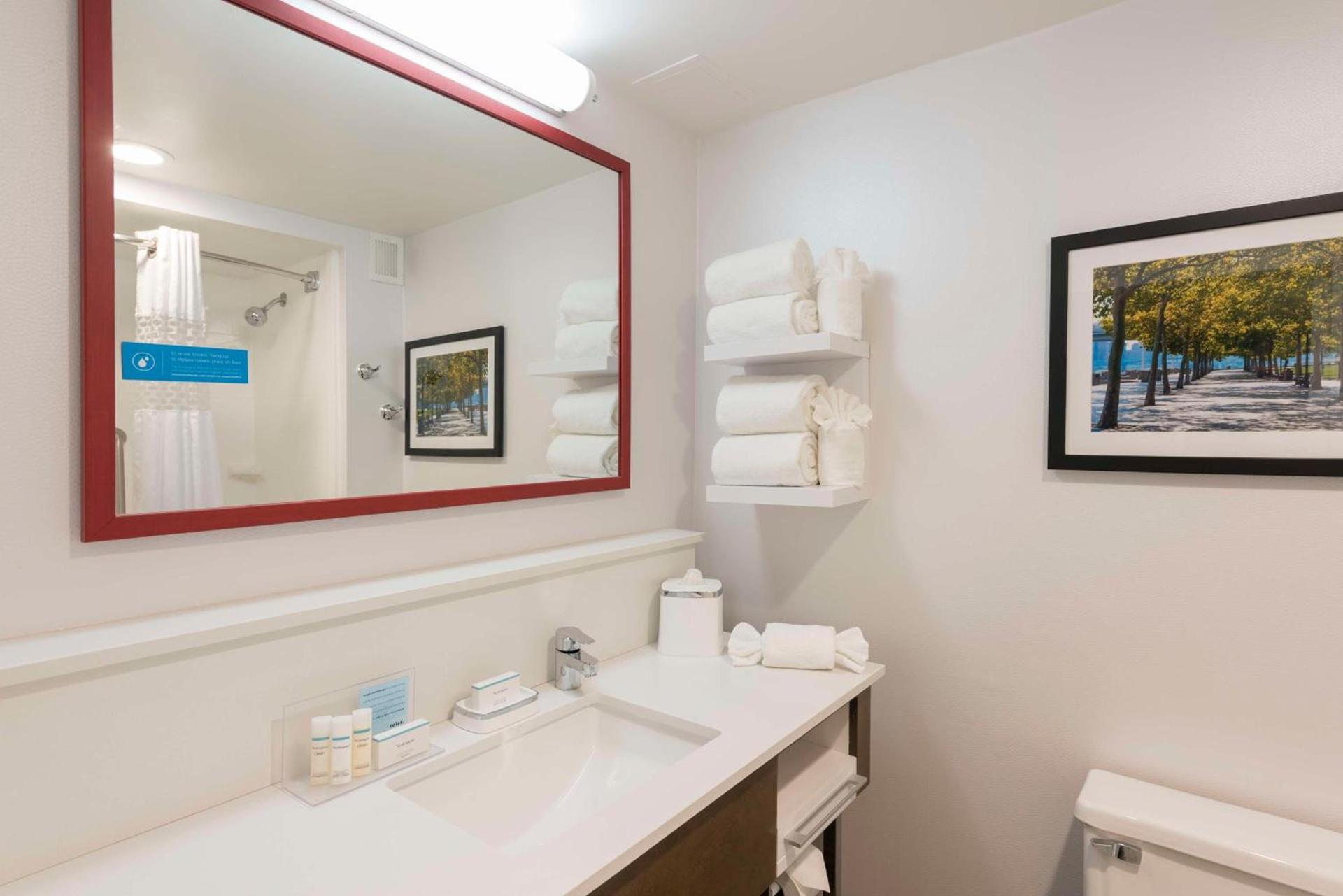 Hampton Inn Cincinnati Airport South photo 27
