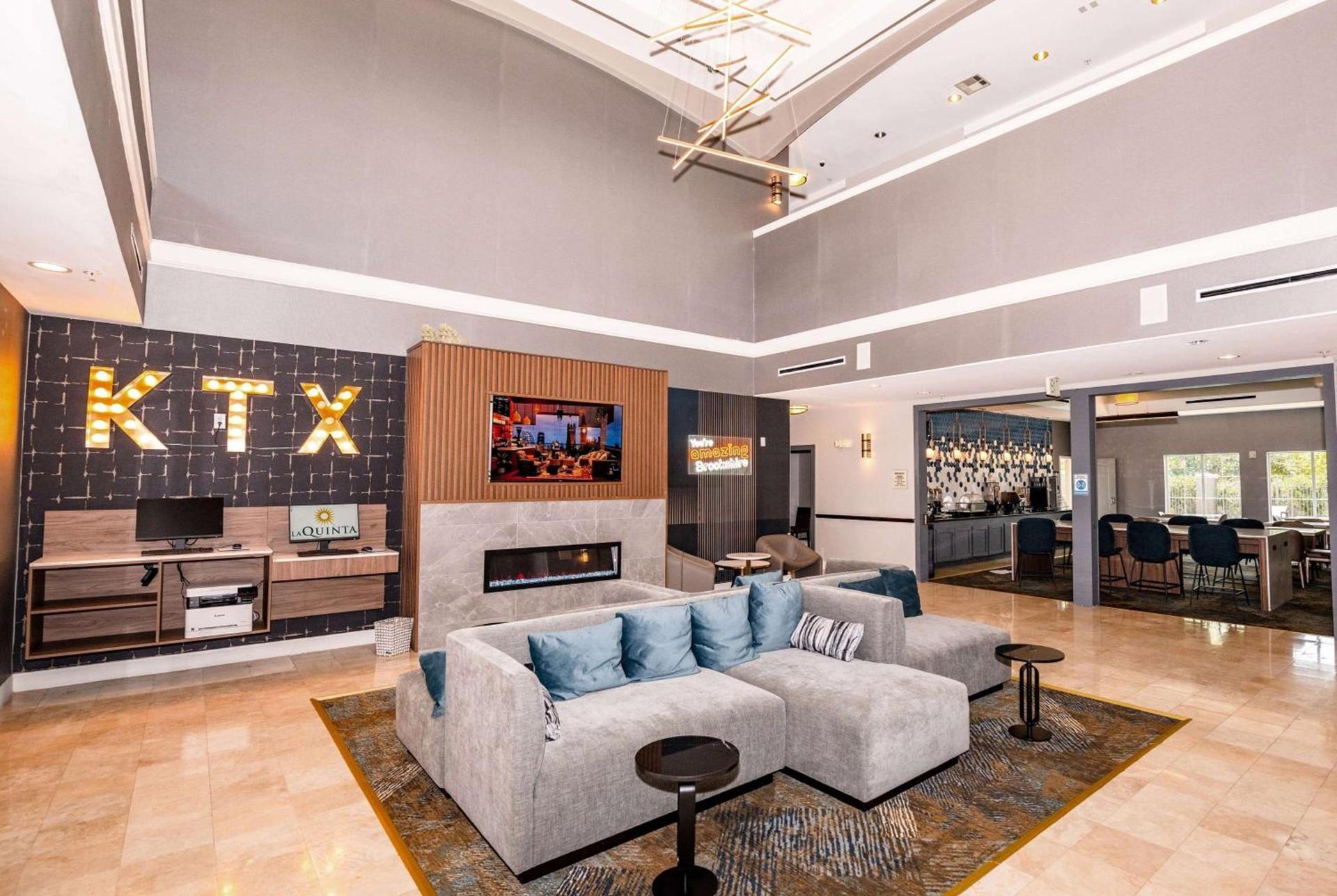 La Quinta by Wyndham Brookshire West Katy photo 4